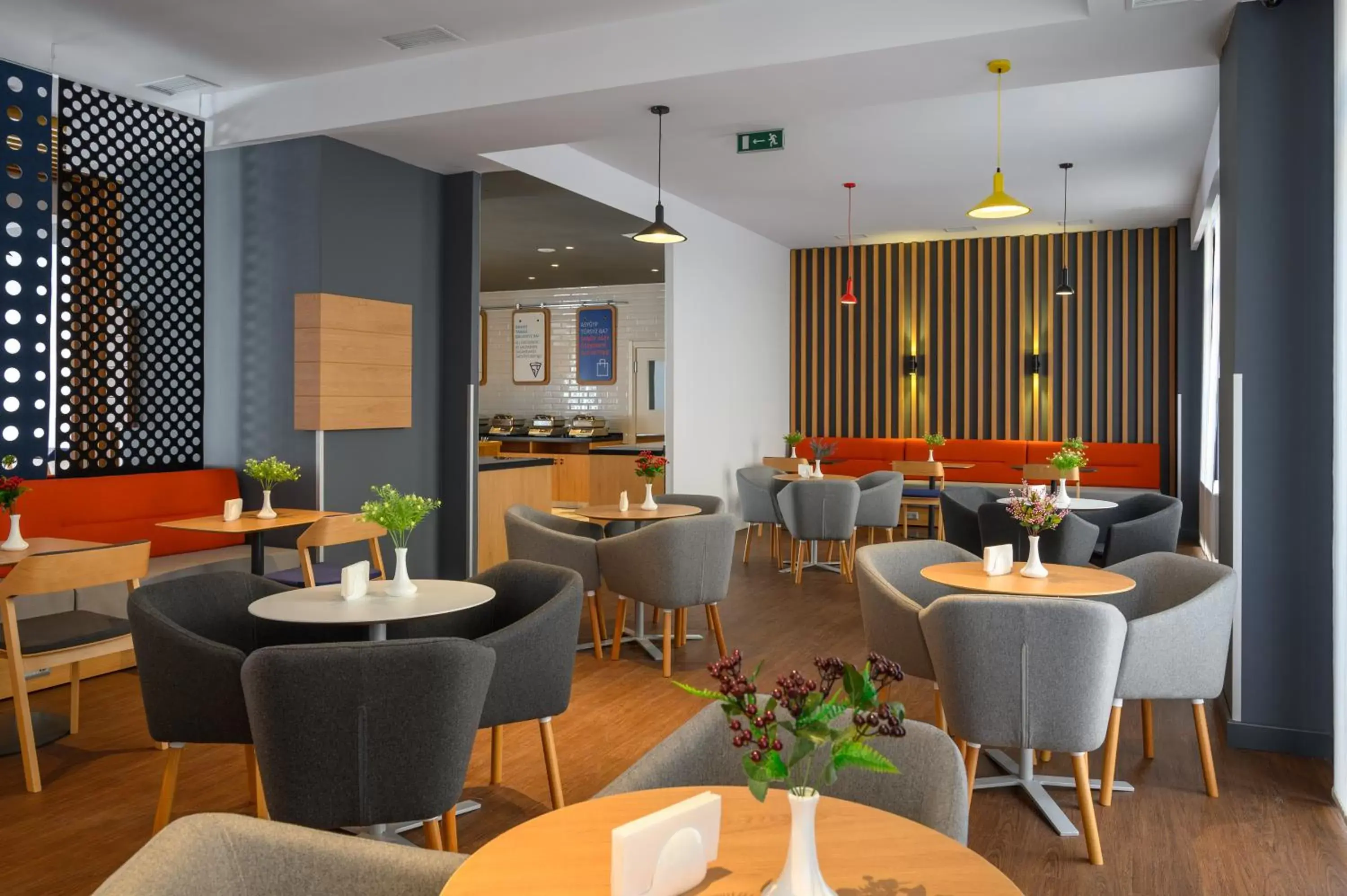 Restaurant/Places to Eat in Holiday Inn Express - Almaty, an IHG Hotel