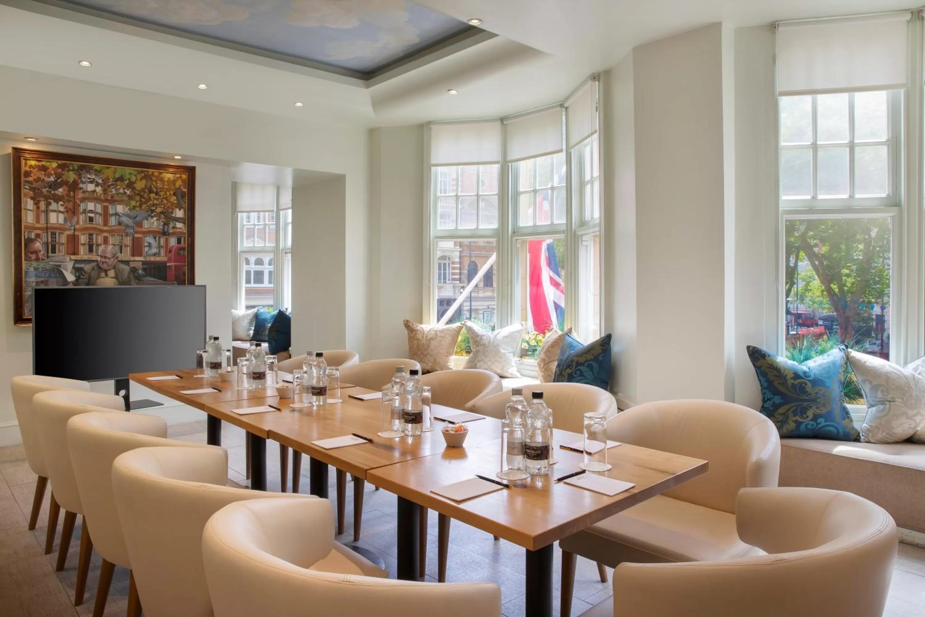 Meeting/conference room in Sloane Square Hotel