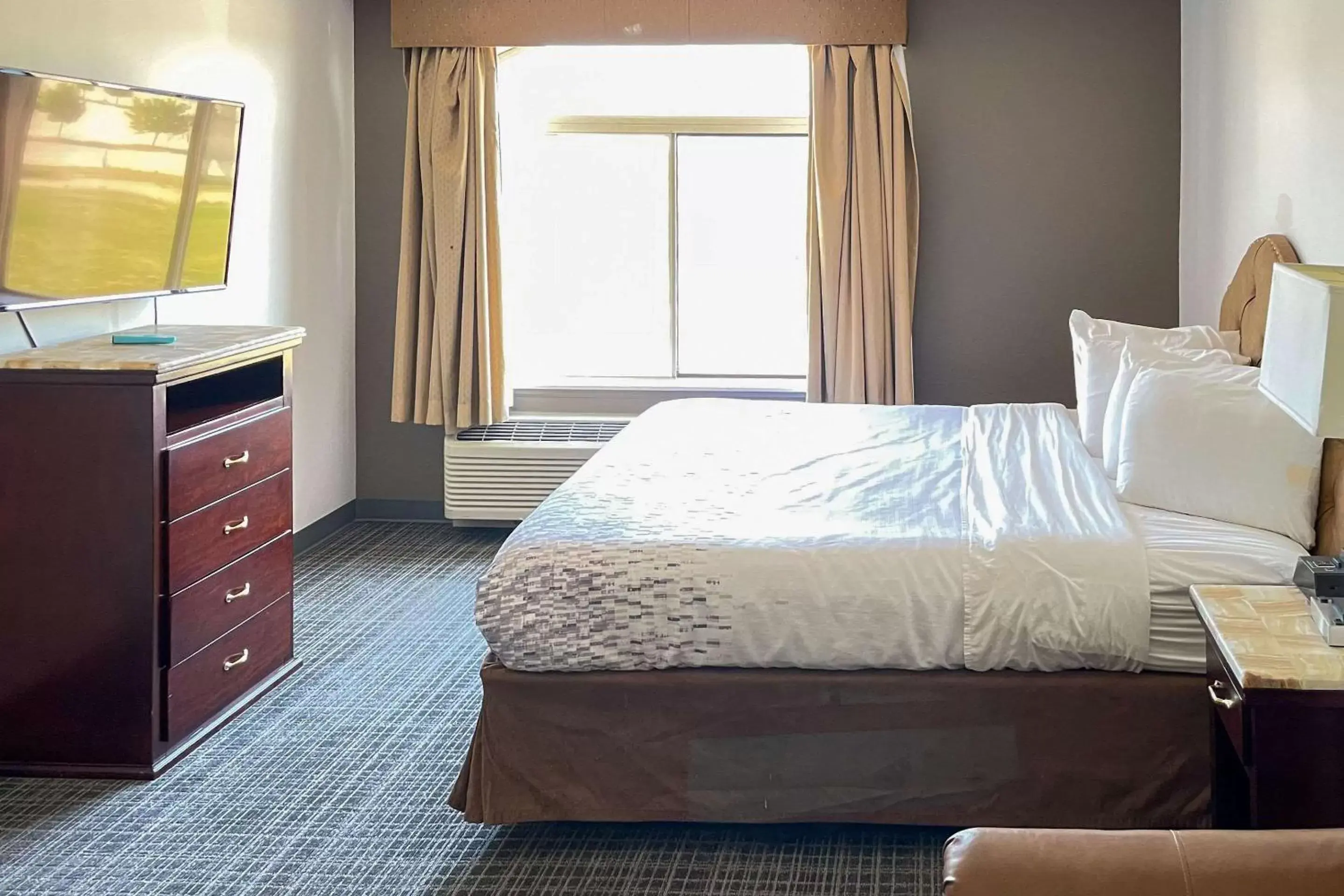 Bedroom, Bed in Grand Hotel Madison