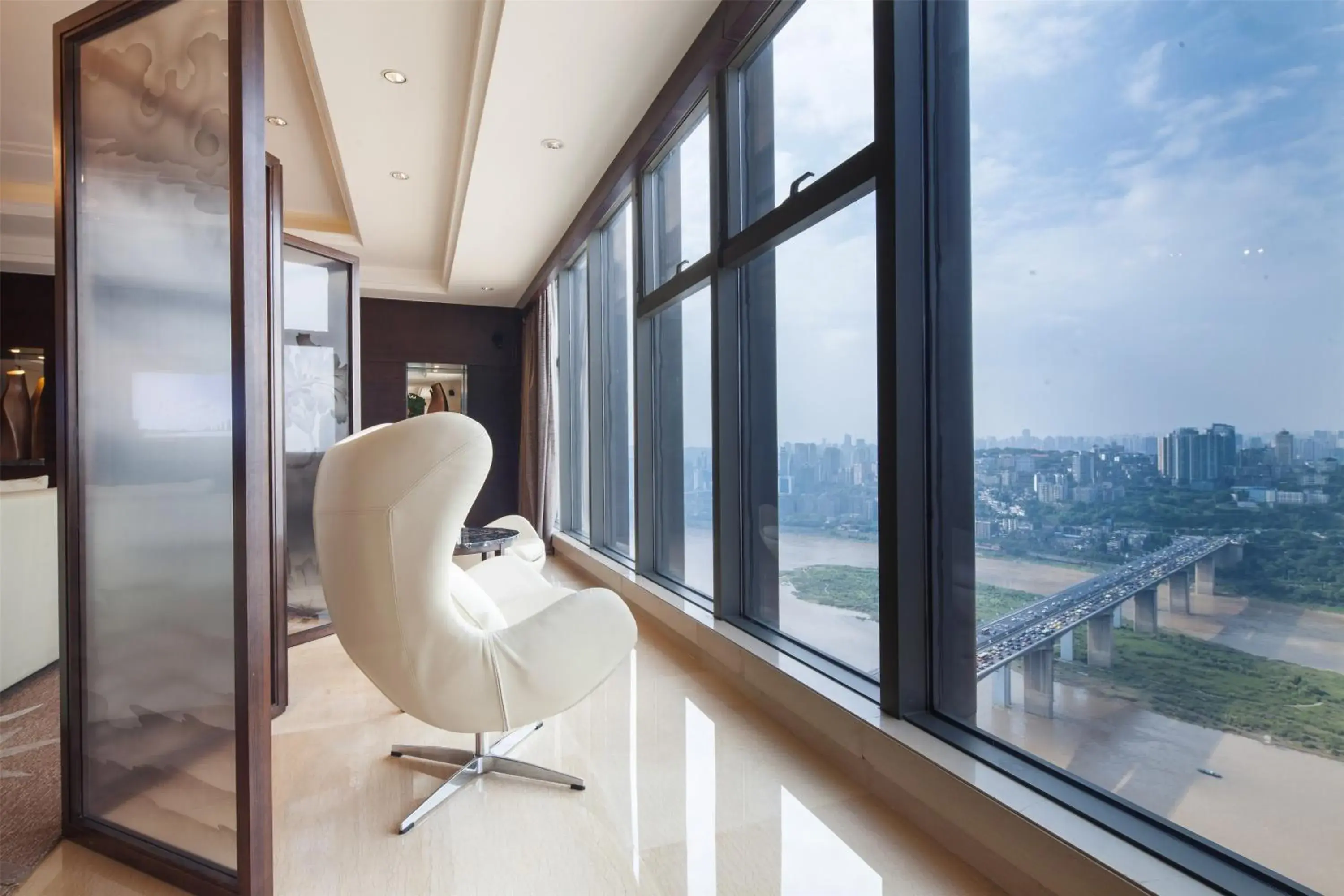 Living room in Radisson Blu Plaza Chongqing