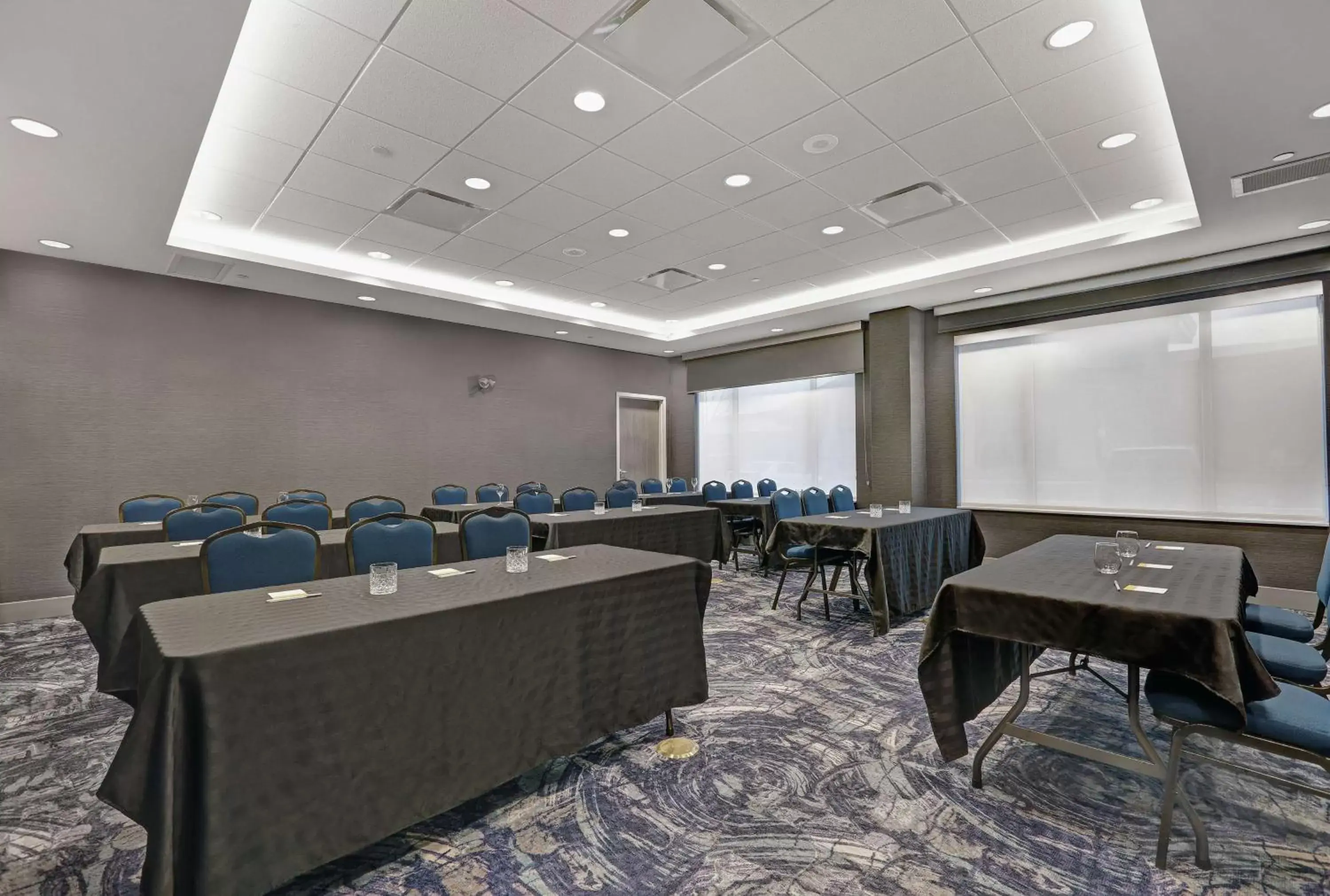 Meeting/conference room in Hampton Inn By Hilton Peterborough