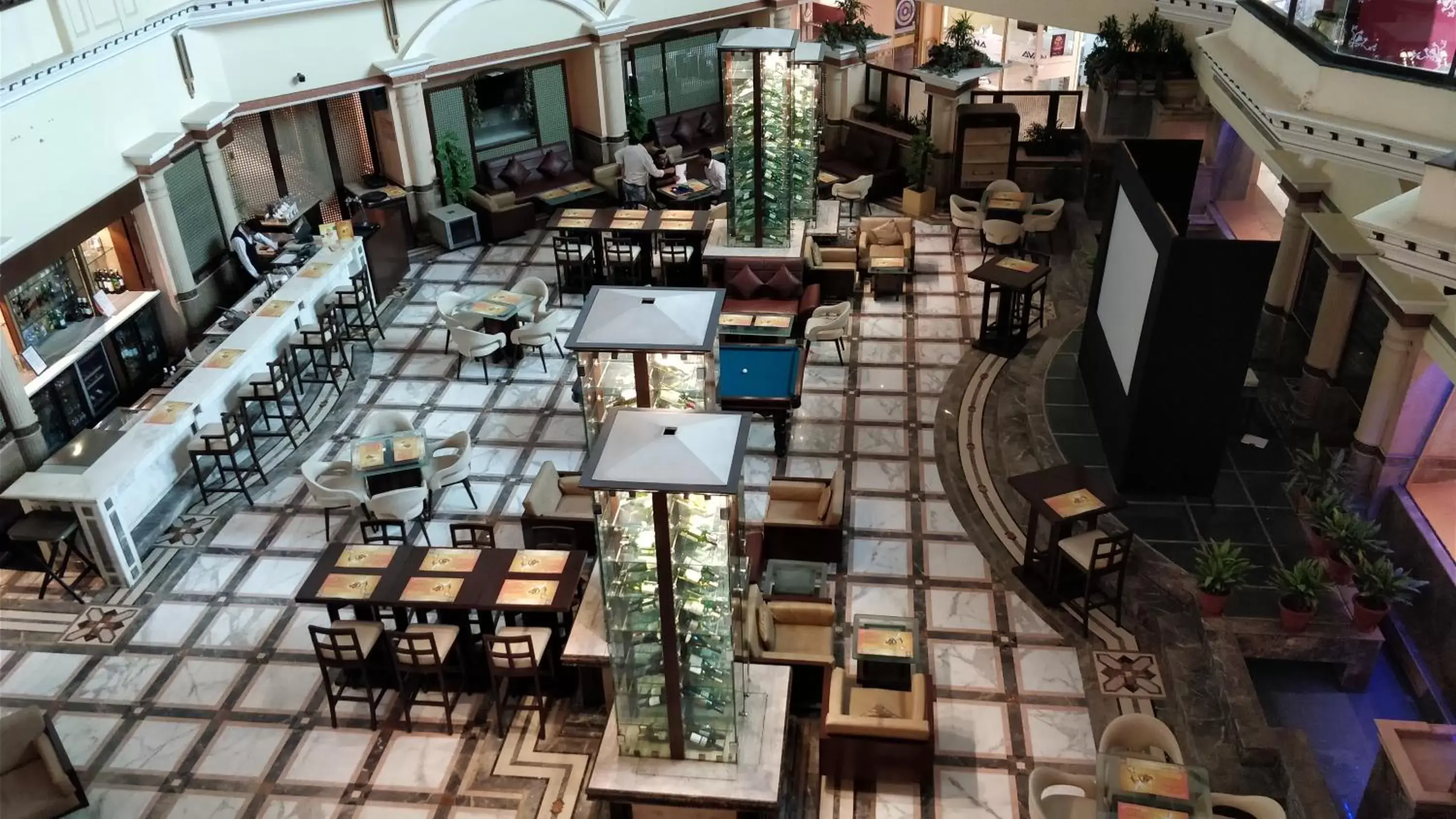 Alcoholic drinks, Restaurant/Places to Eat in The Suryaa Hotel New Delhi