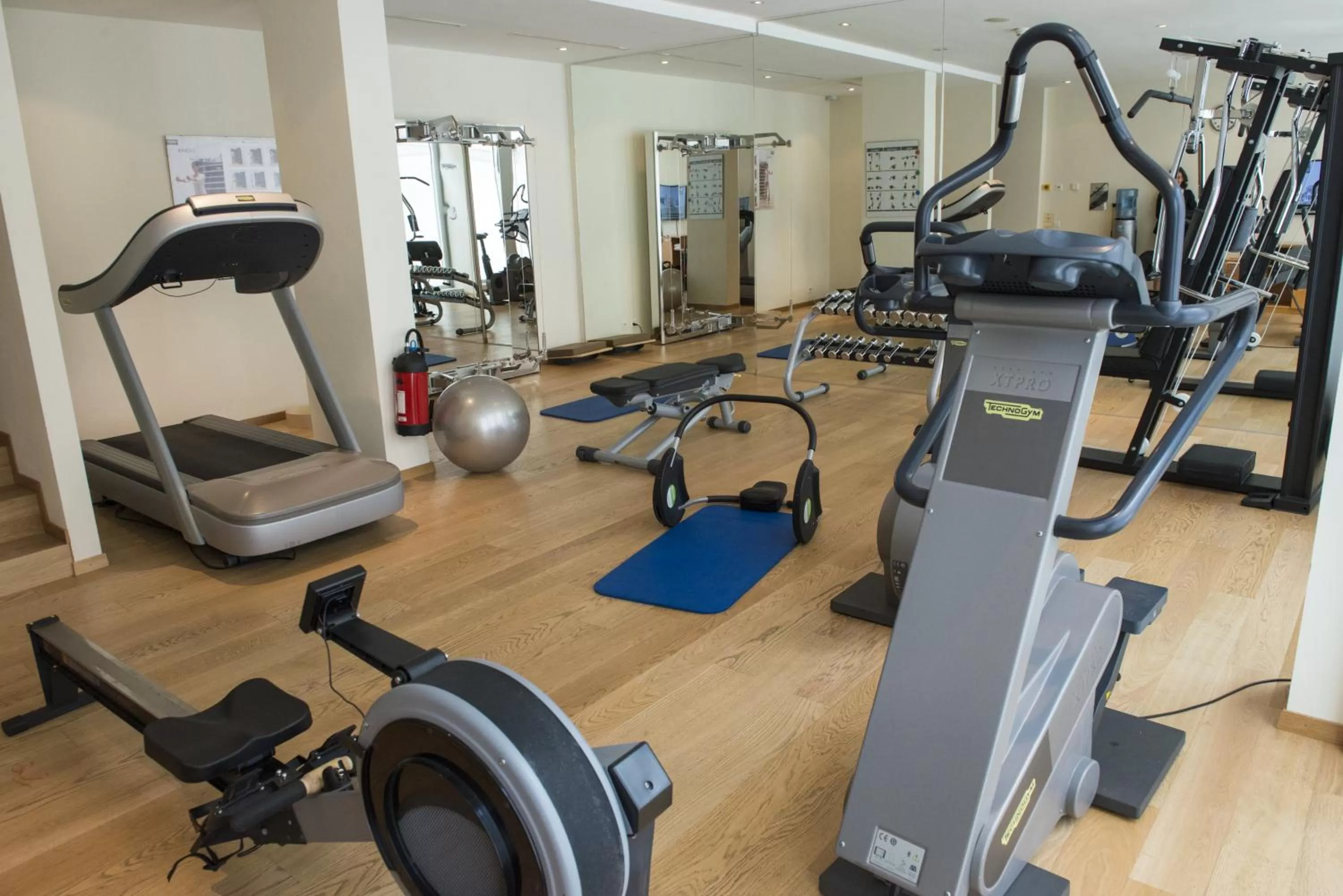 Fitness centre/facilities in N’vY Manotel