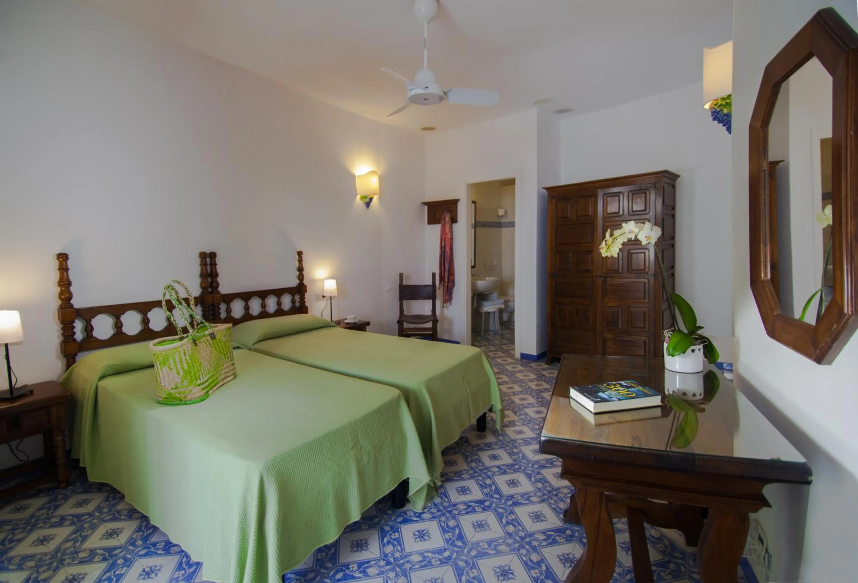 Bedroom, Bed in Semiramis Hotel De Charme & Pools