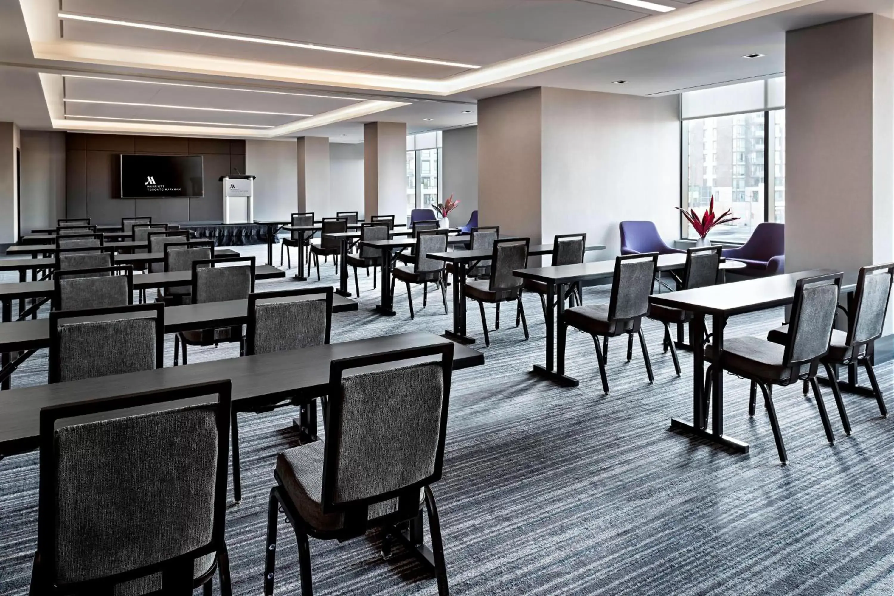 Meeting/conference room, Restaurant/Places to Eat in Toronto Marriott Markham