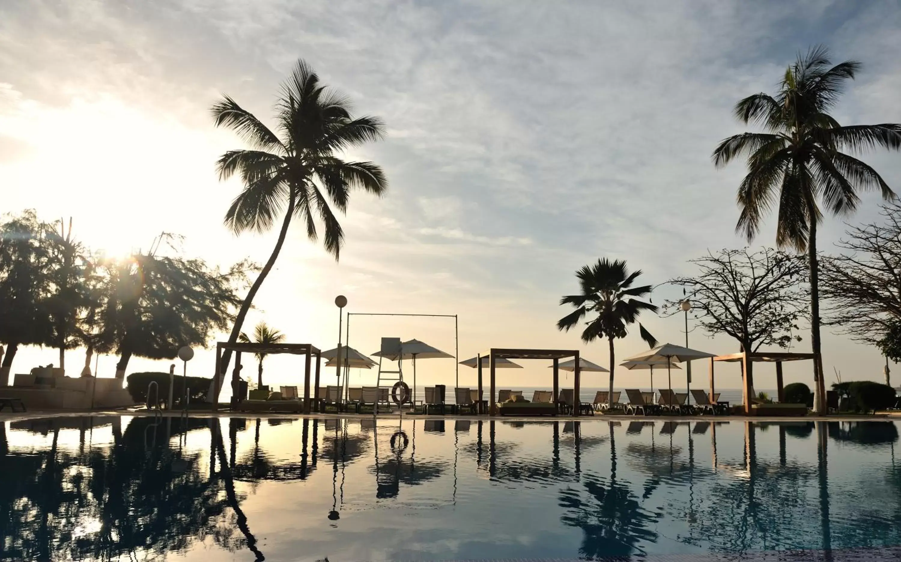 Swimming Pool in Pullman Dakar Teranga