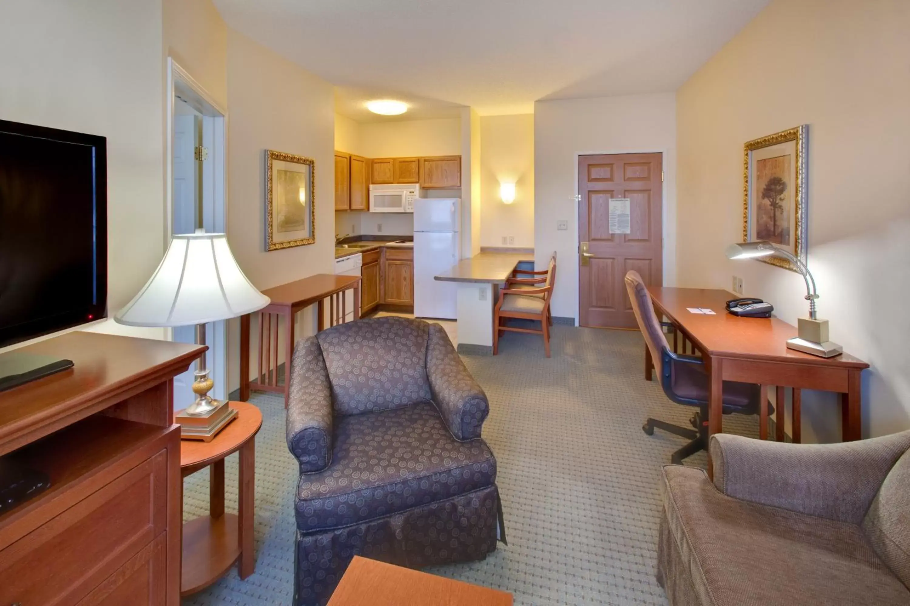 Seating Area in Staybridge Suites Fargo, an IHG Hotel