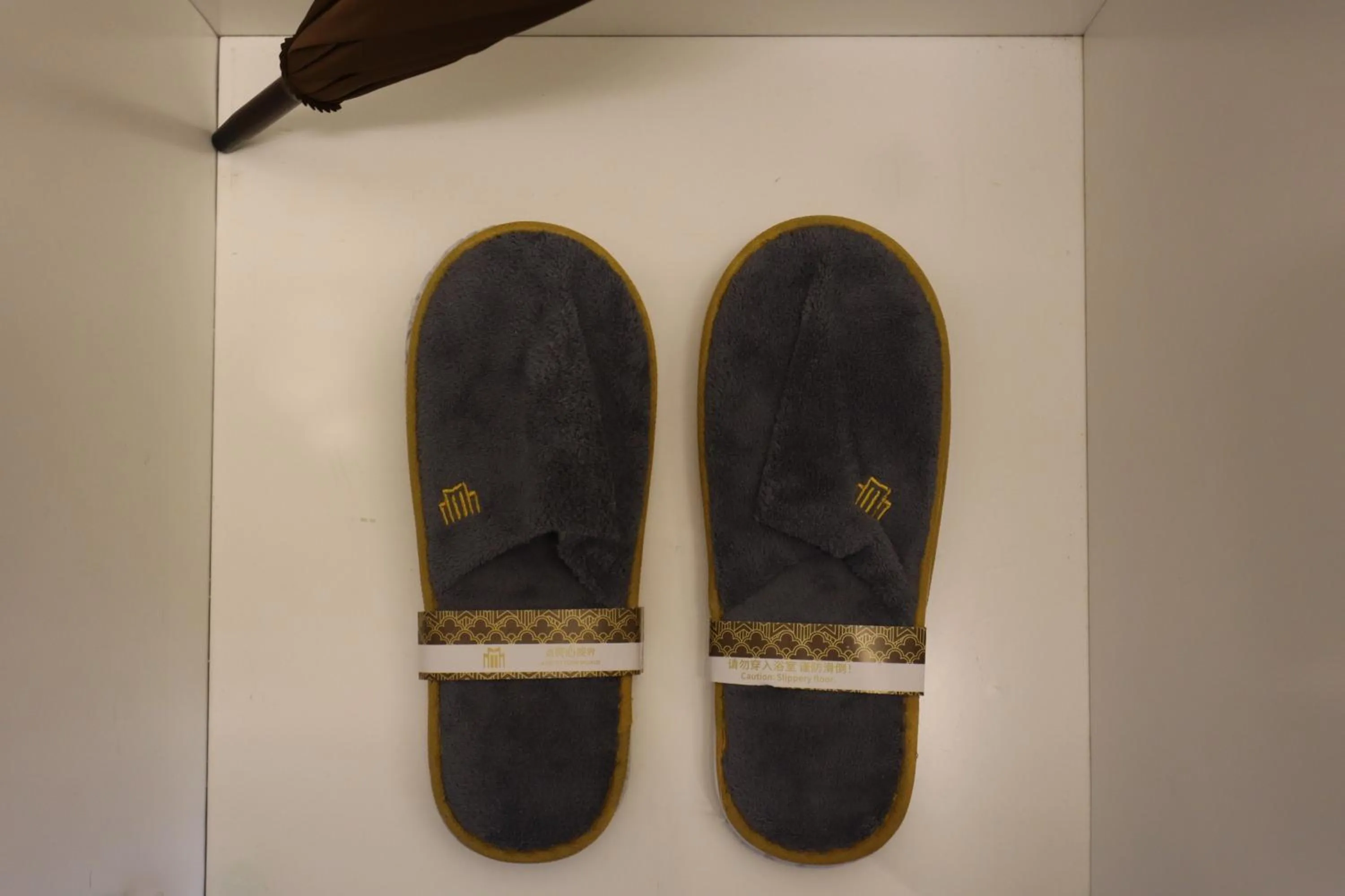 room service in Metropolo Dahua Hotel Shanghai