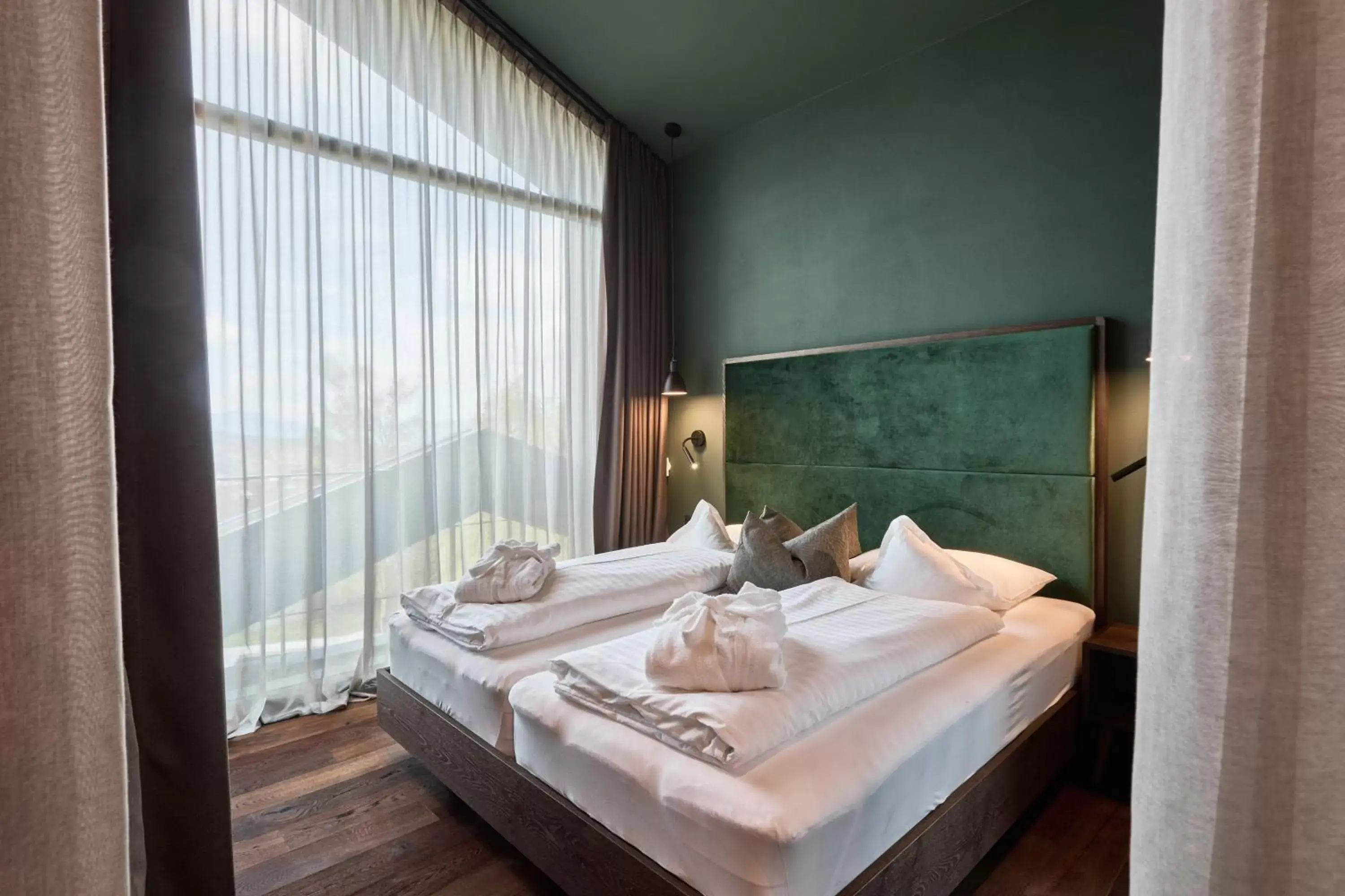 Bedroom, Bed in Floris Green Suites by Parc Hotel Florian