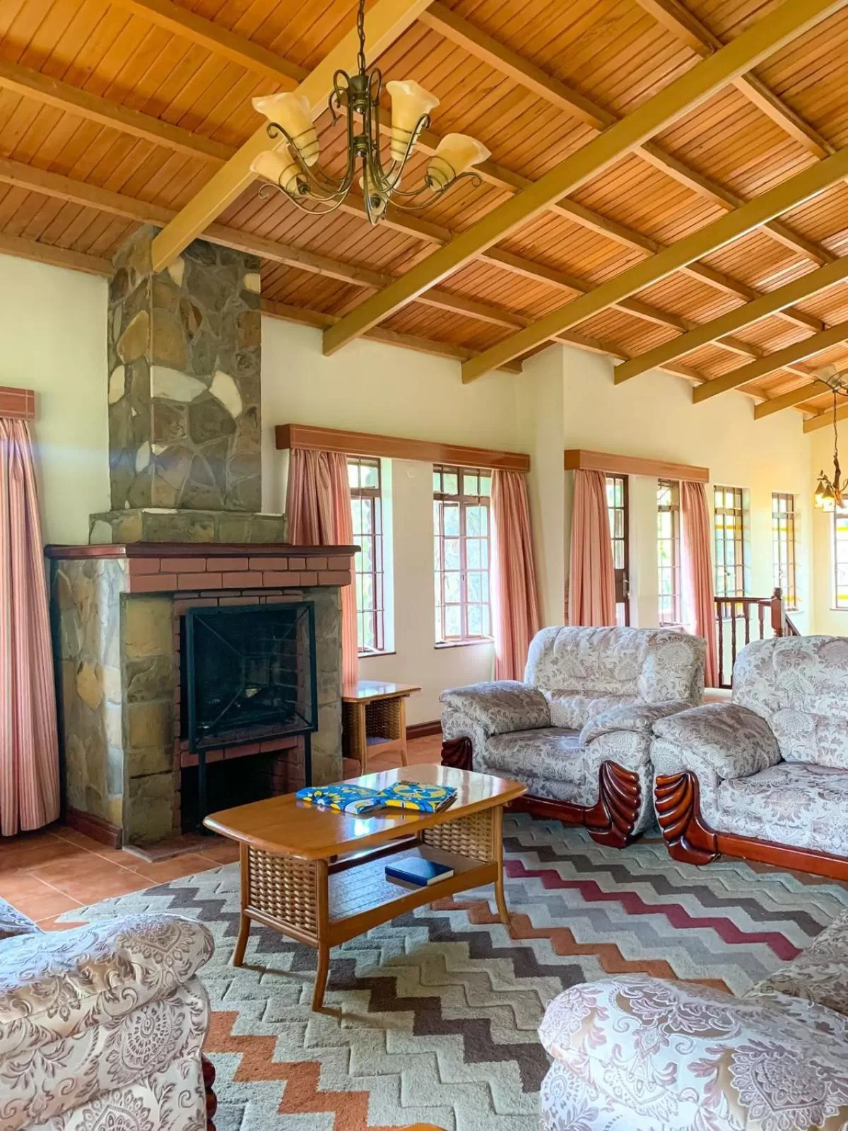 Living room, Seating Area in Oilepo Cottage