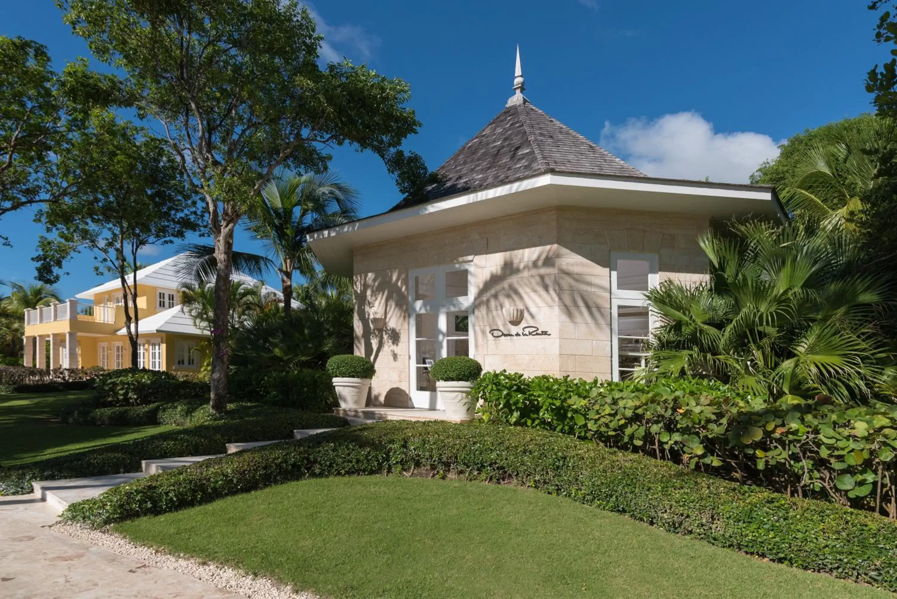 Garden, Property Building in Tortuga Bay