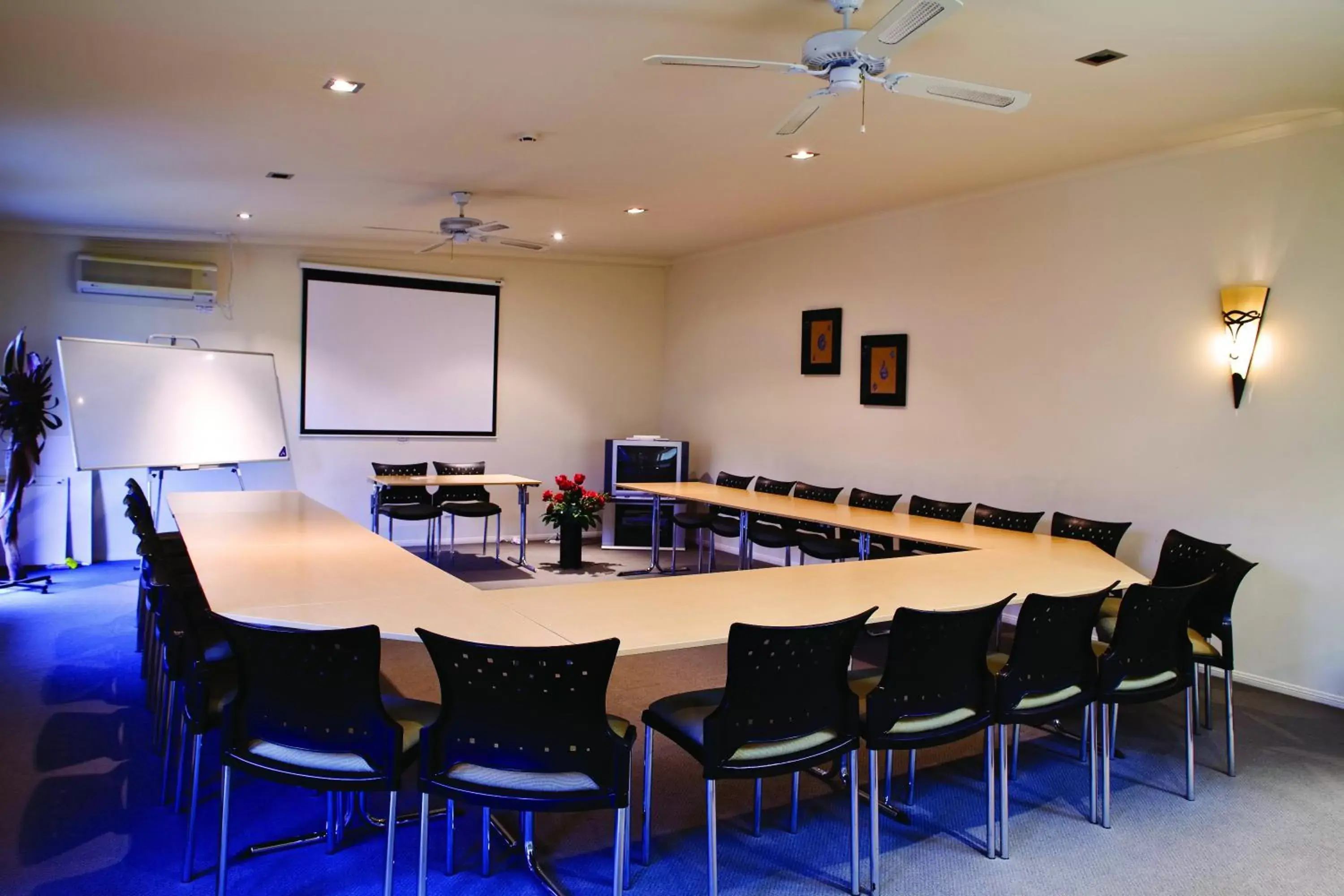 Business facilities in Tuscany Villas Whakatane