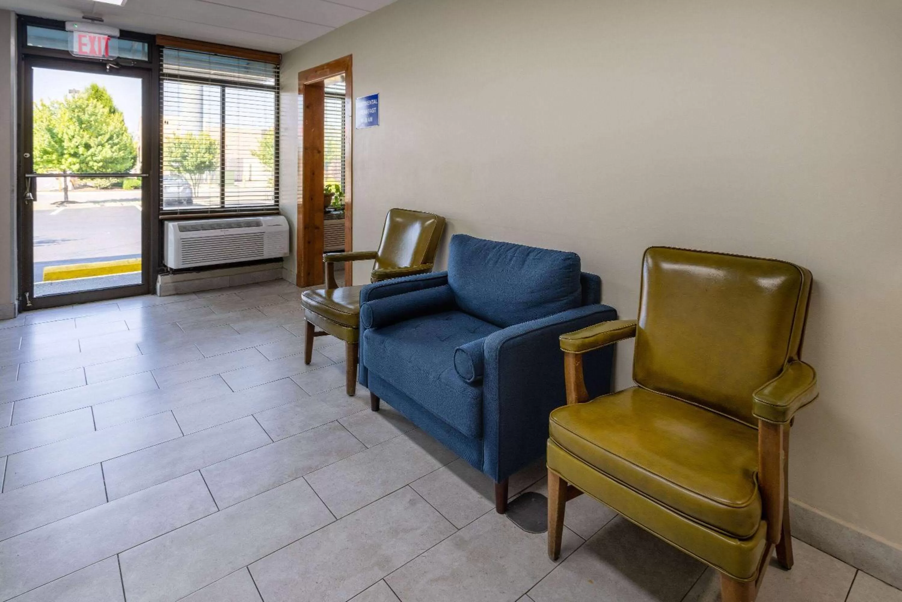 Lobby or reception in Days Inn by Wyndham Winchester