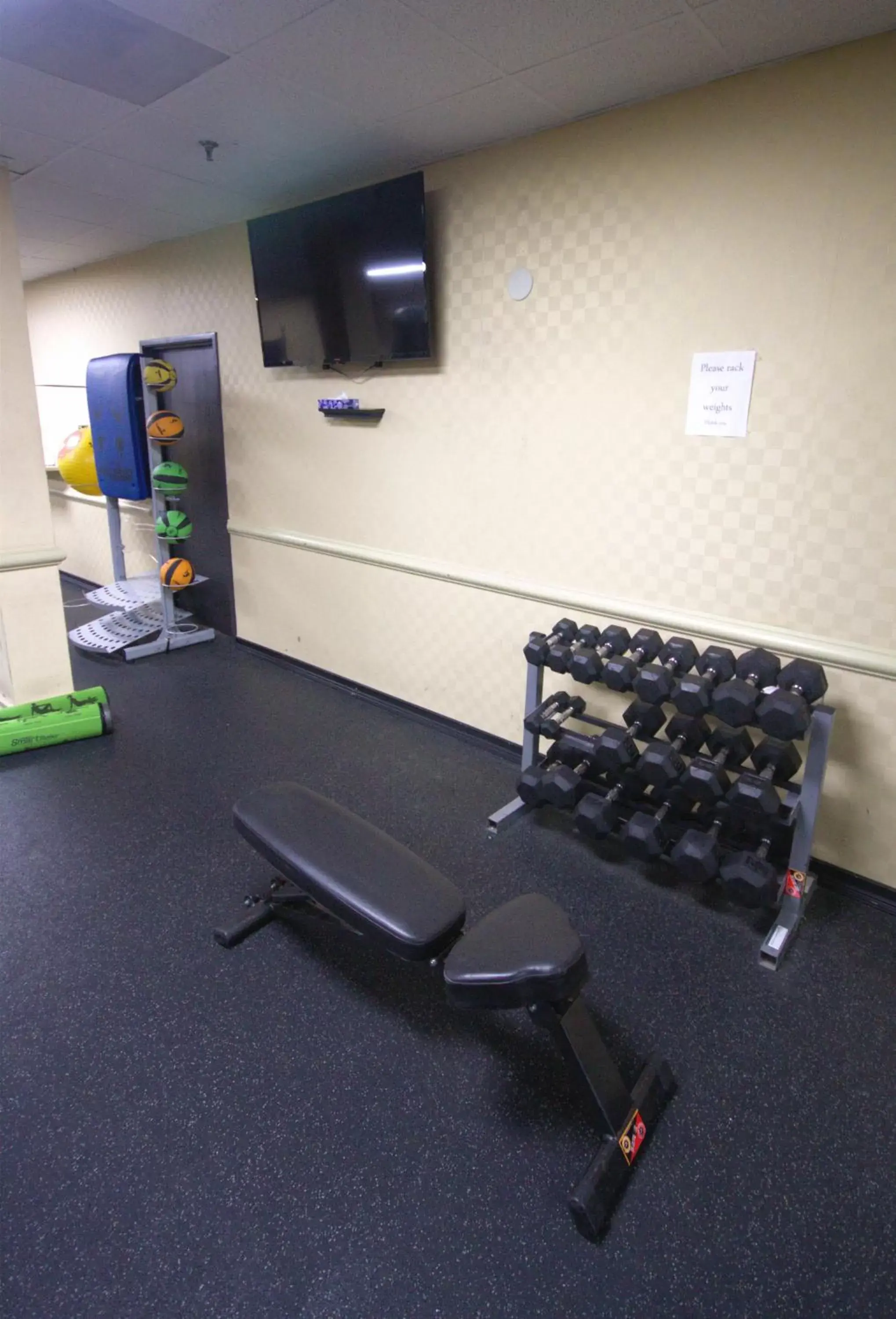 Fitness centre/facilities, Fitness Center/Facilities in Atrium Hotel and Suites DFW Airport