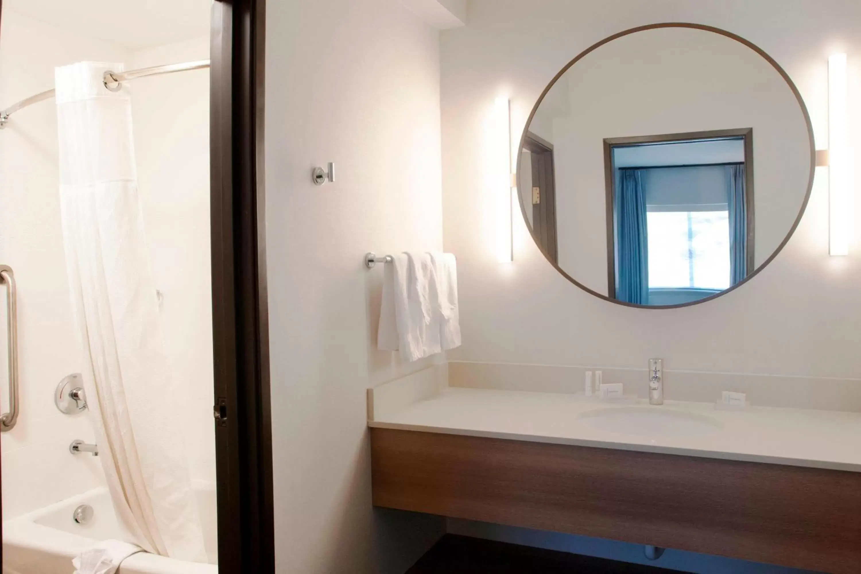 Bathroom in Fairfield Inn & Suites by Marriott Spokane Valley