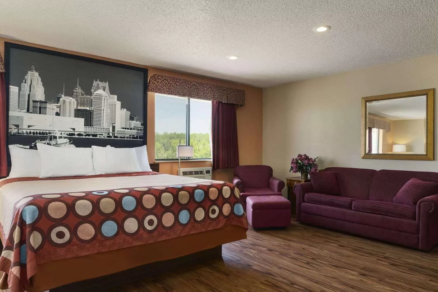 Photo of the whole room in Super 8 by Wyndham Taylor/Detroit Area