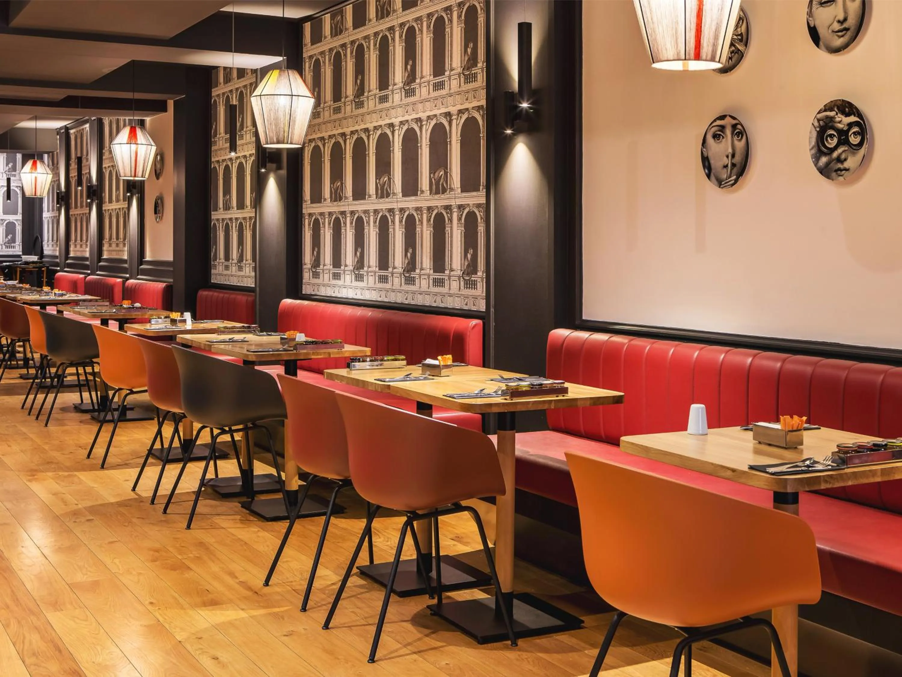 Breakfast in New Hotel Roblin