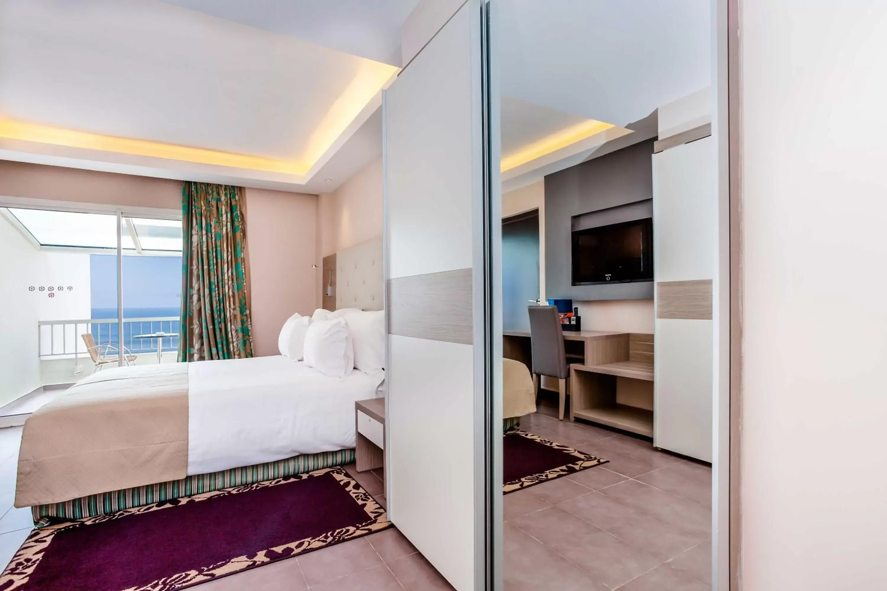 Bed in Atlas Amadil Beach Hotel