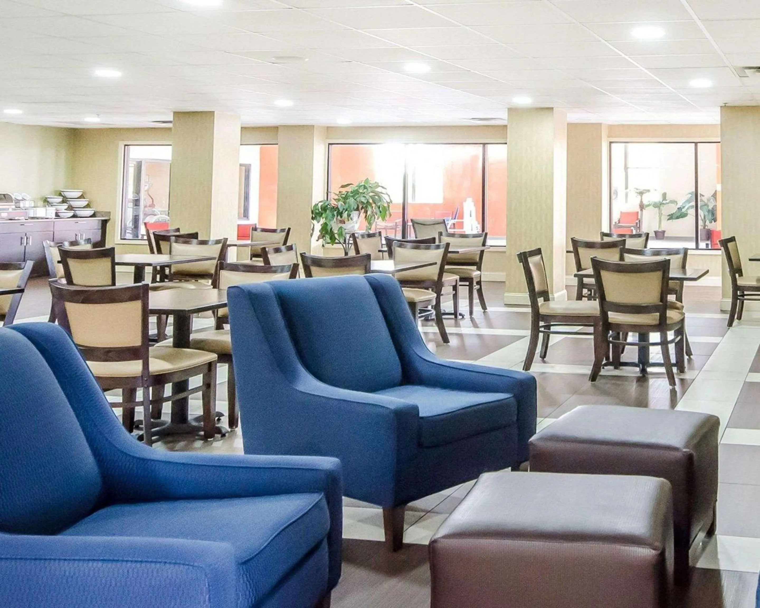 Restaurant/places to eat in Comfort Inn Winchester