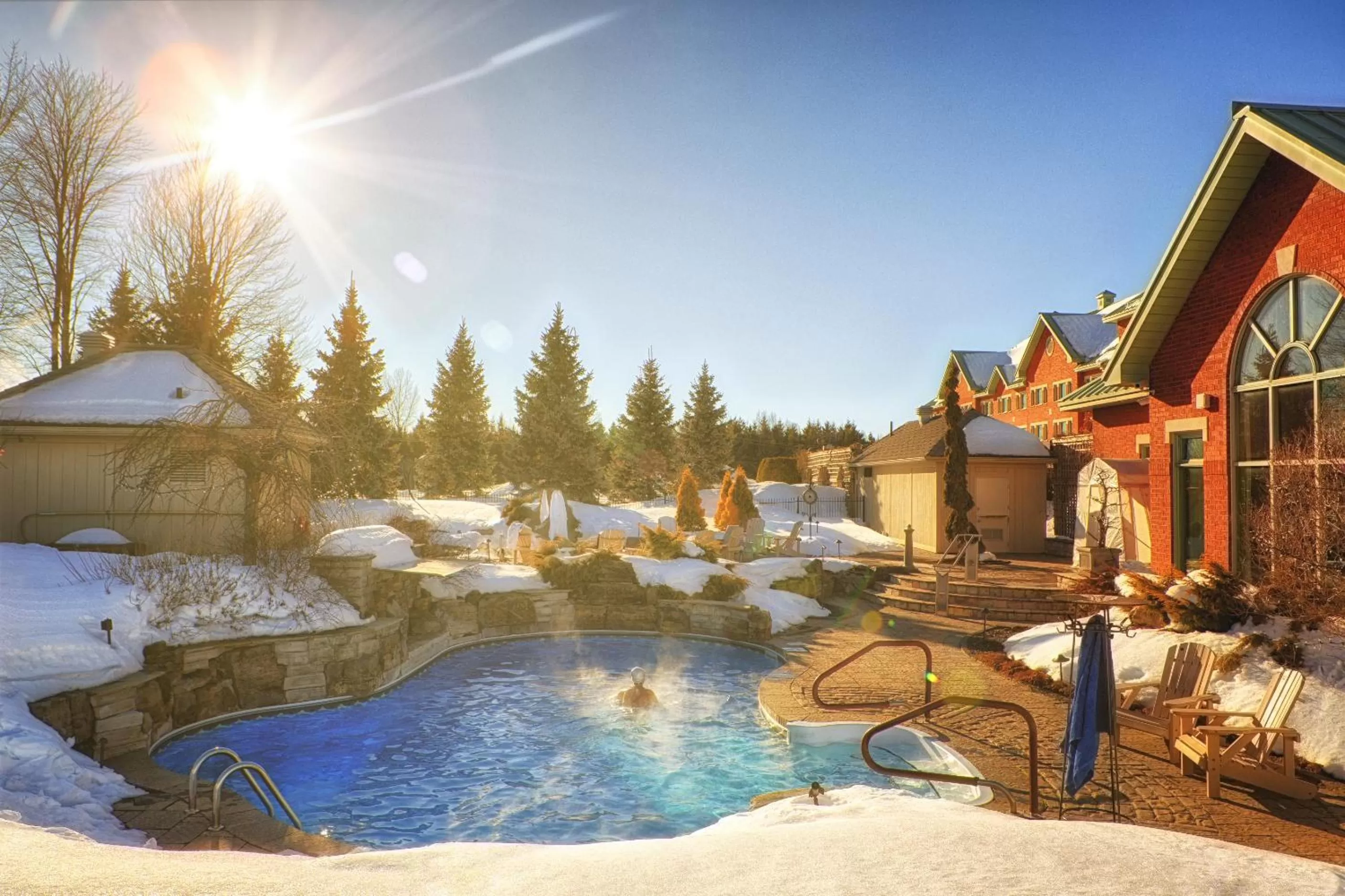 Pool view in Auberge Godefroy