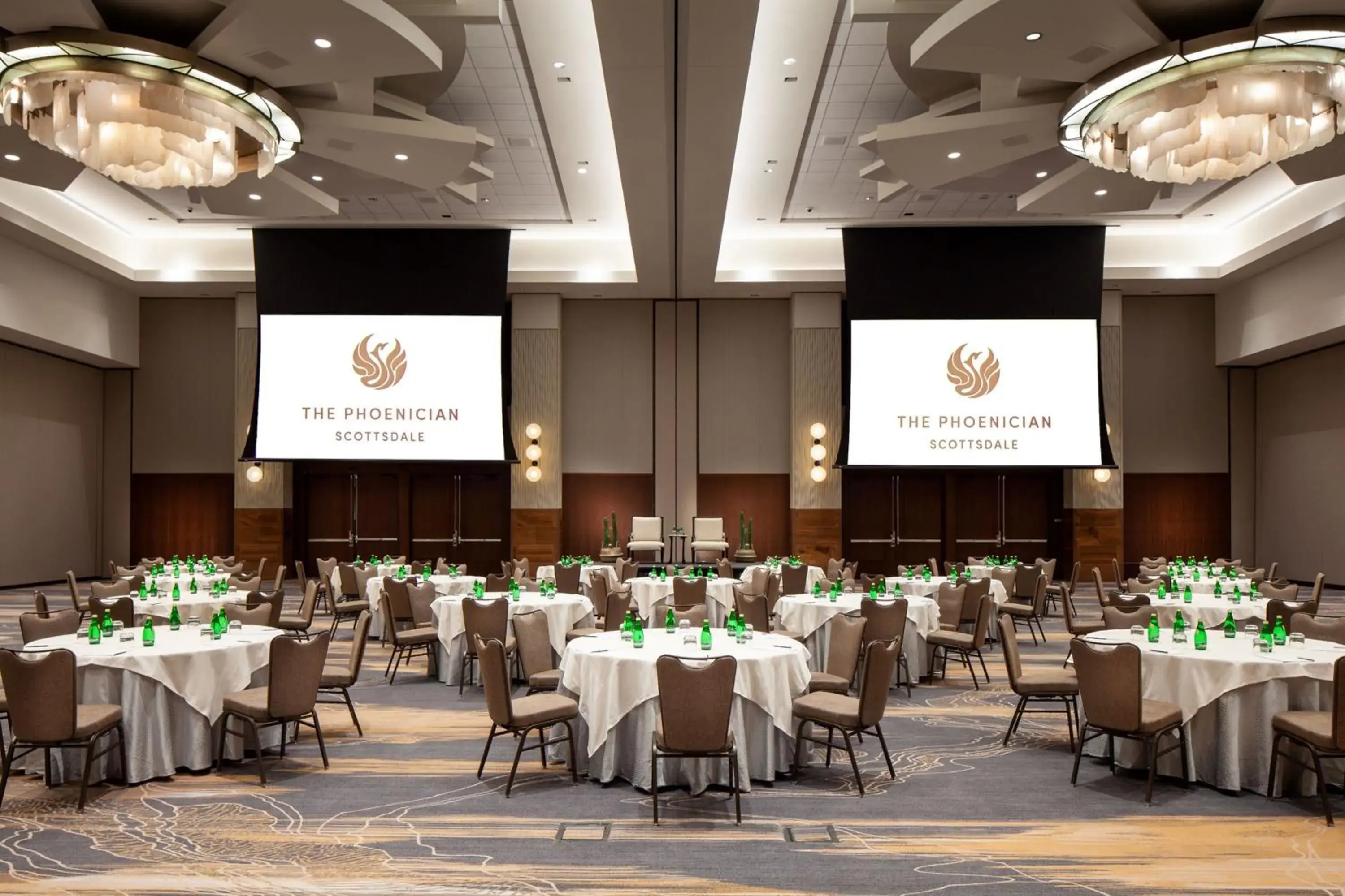 Meeting/conference room, Restaurant/Places to Eat in The Canyon Suites At The Phoenician, A Luxury Collection Resort