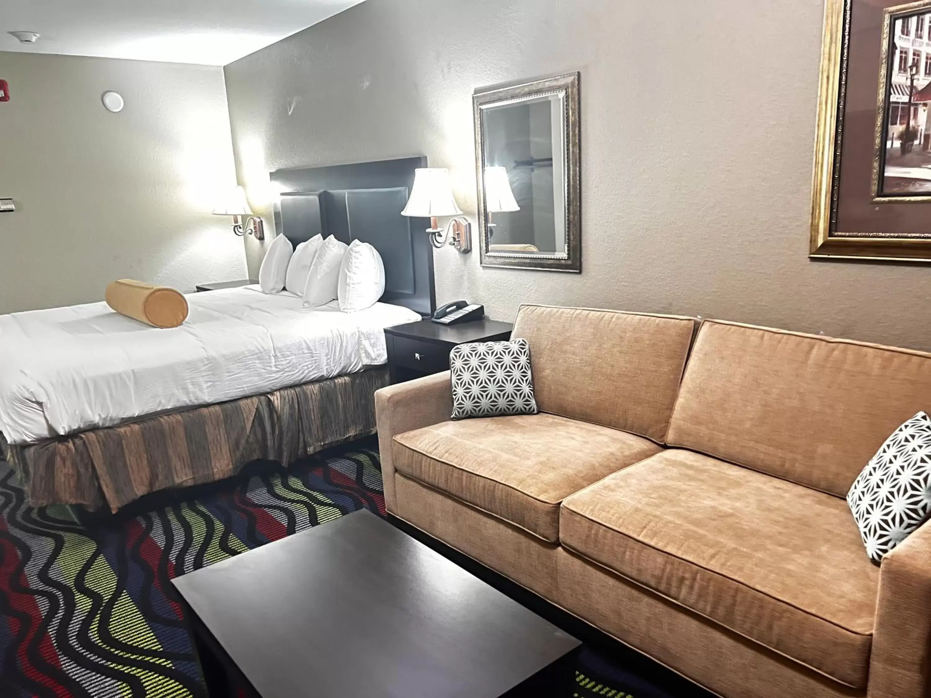 Bed in Apple Tree Inn Bed in Apple Tree Inn