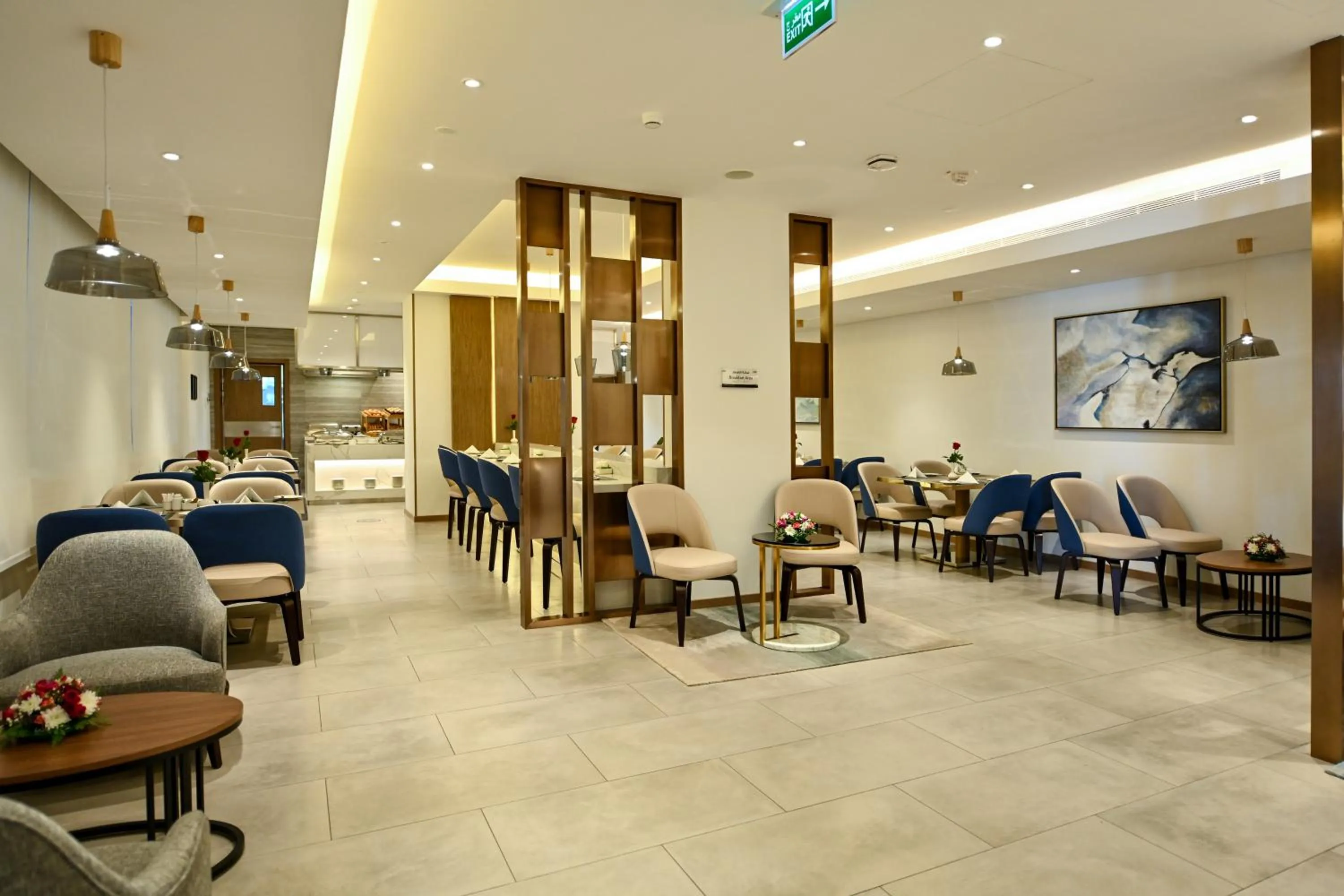 Restaurant/places to eat in Comfort Hotel Jeddah King Road