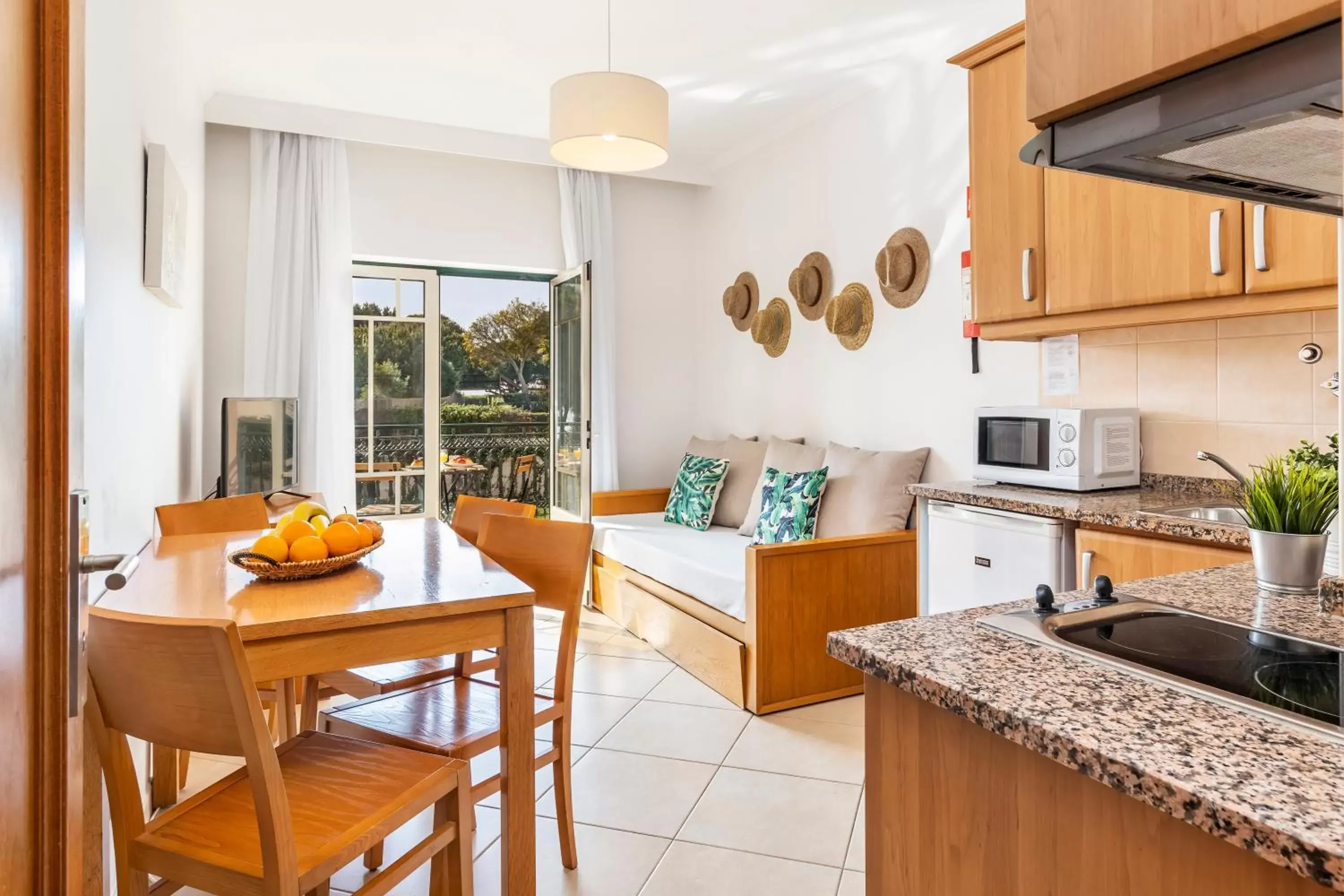 Two-Bedroom Apartment in Quinta Pedra Dos Bicos