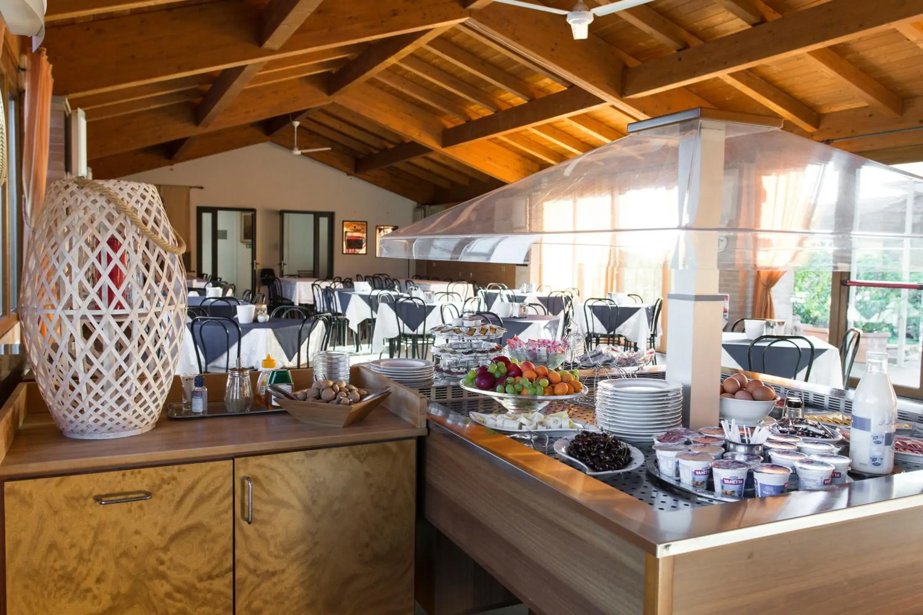 Breakfast, Restaurant/Places to Eat in Hotel Il Giardino