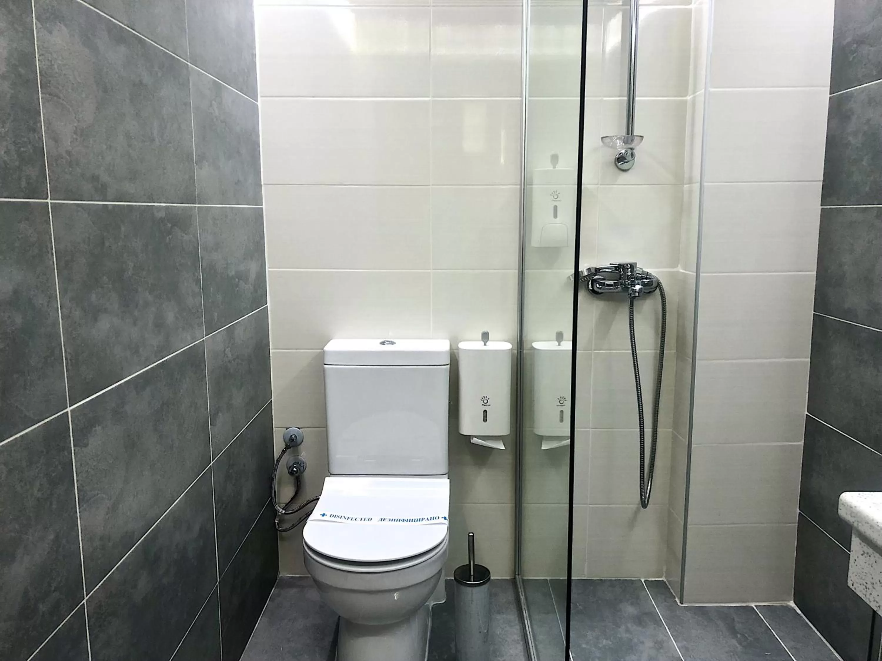 Shower in Hotel De KOKA