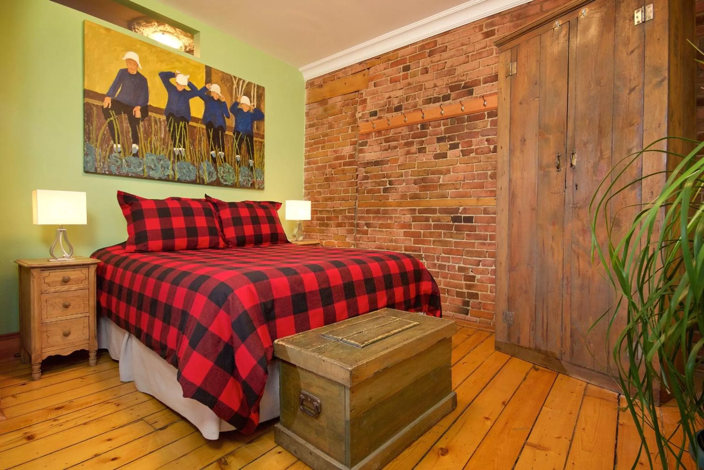 Bed in Auberge Les Bons Matins