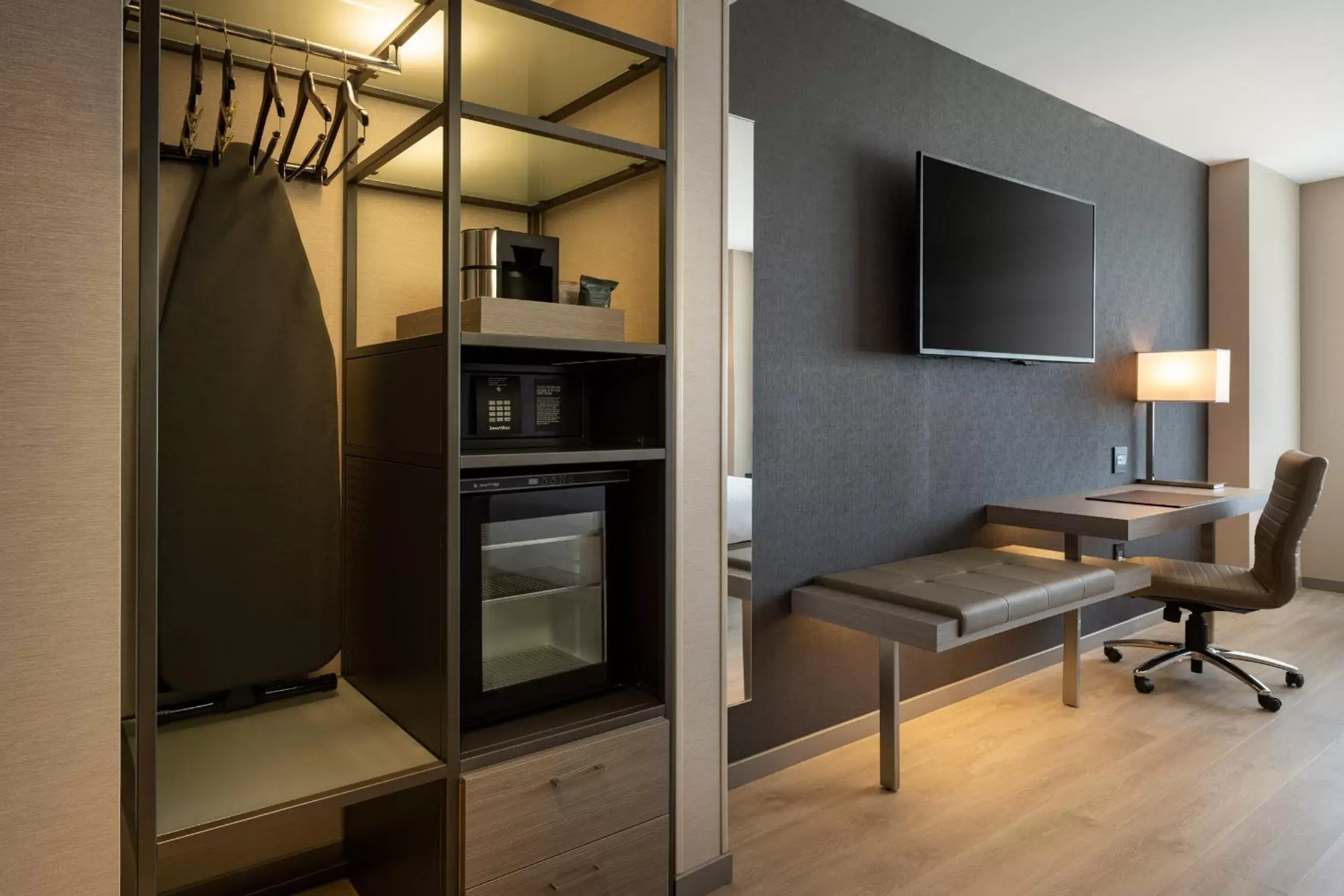 wardrobe, TV/Entertainment Center in AC Hotel by Marriott Oakland Downtown