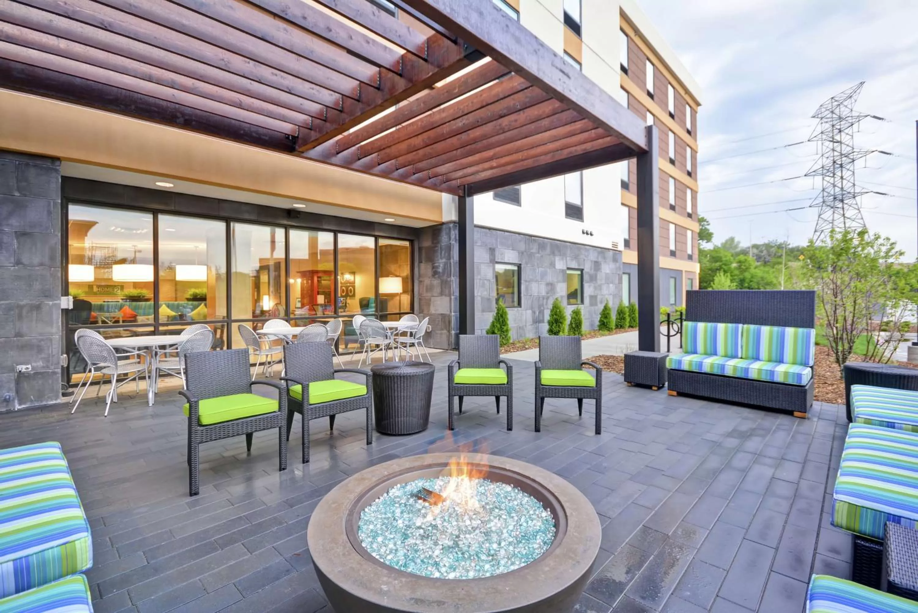 Patio in Home2 Suites By Hilton Minneapolis-Eden Prairie