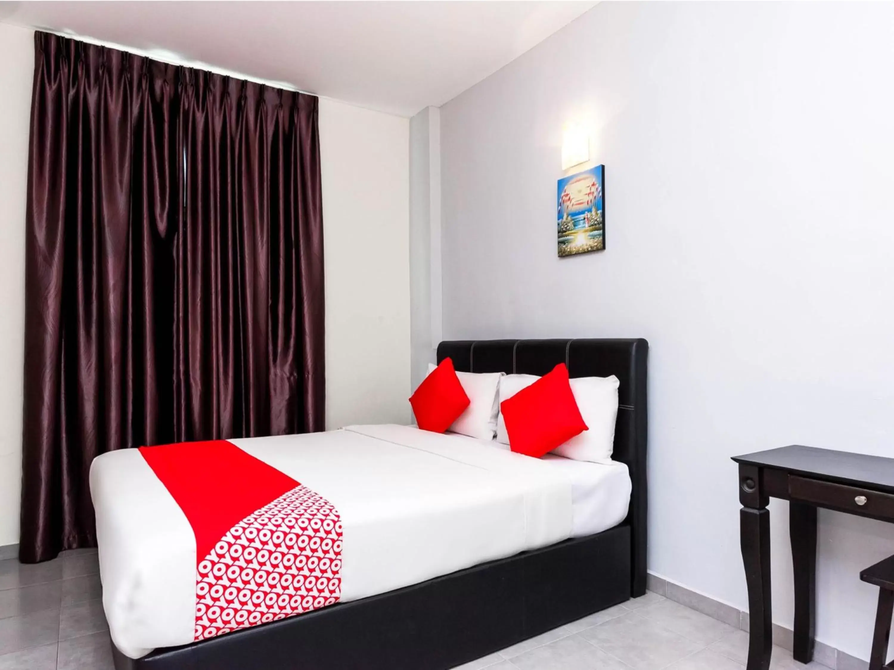 Bedroom, Bed in OYO 756 Muar City Hotel