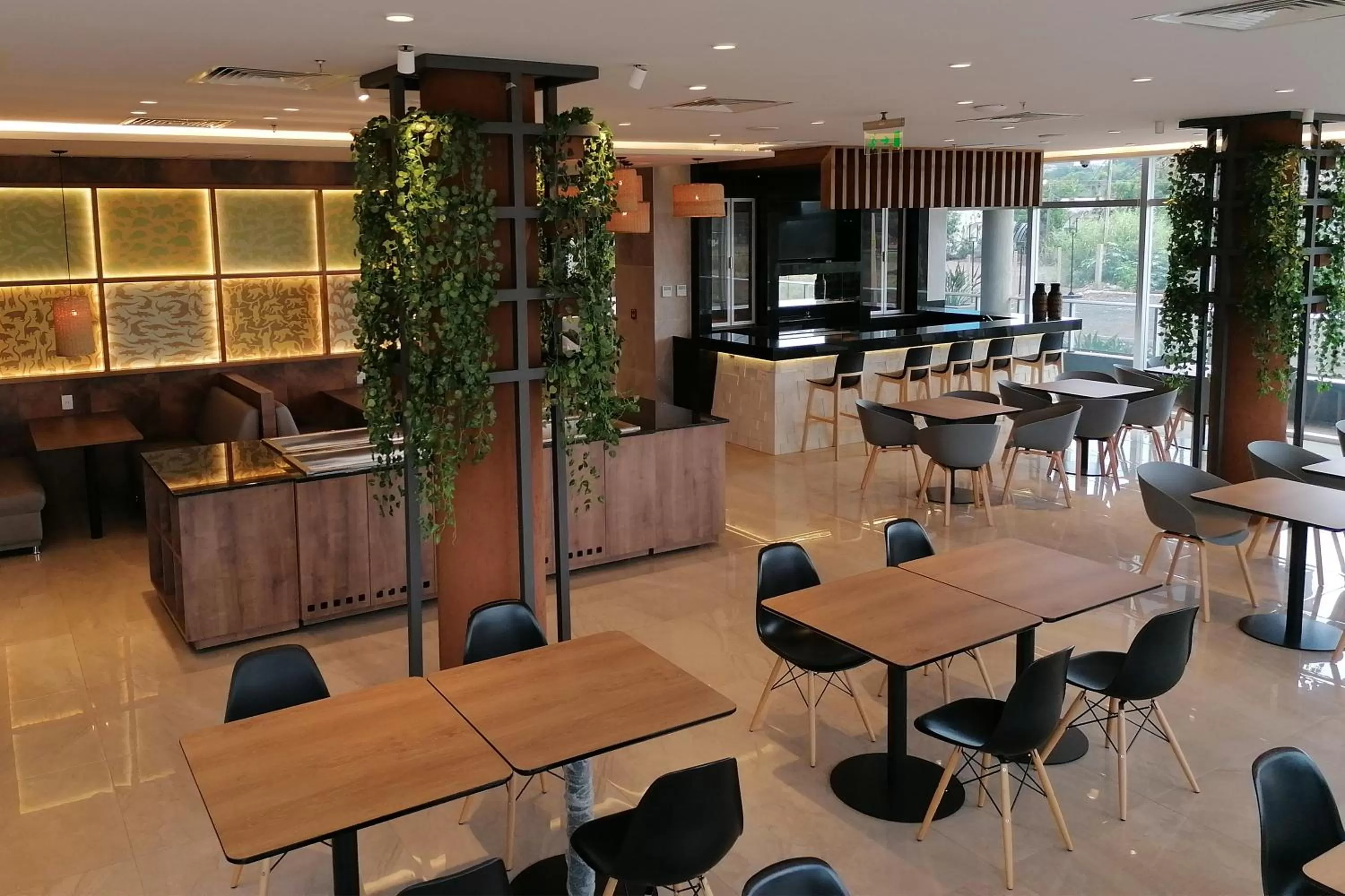 Restaurant/places to eat in Dazzler by Wyndham Ciudad del Este