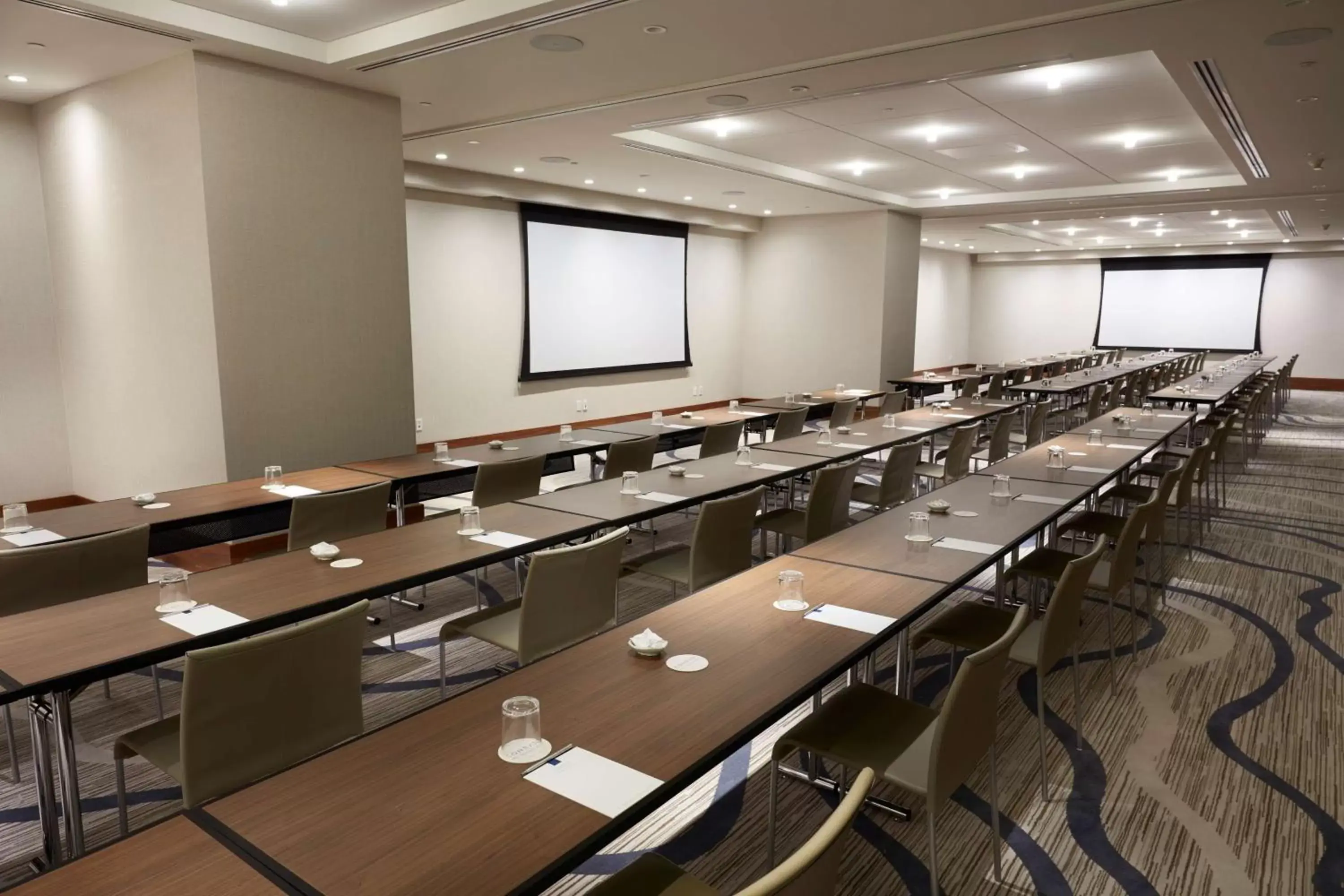 Meeting/conference room in Conrad Fort Lauderdale Beach