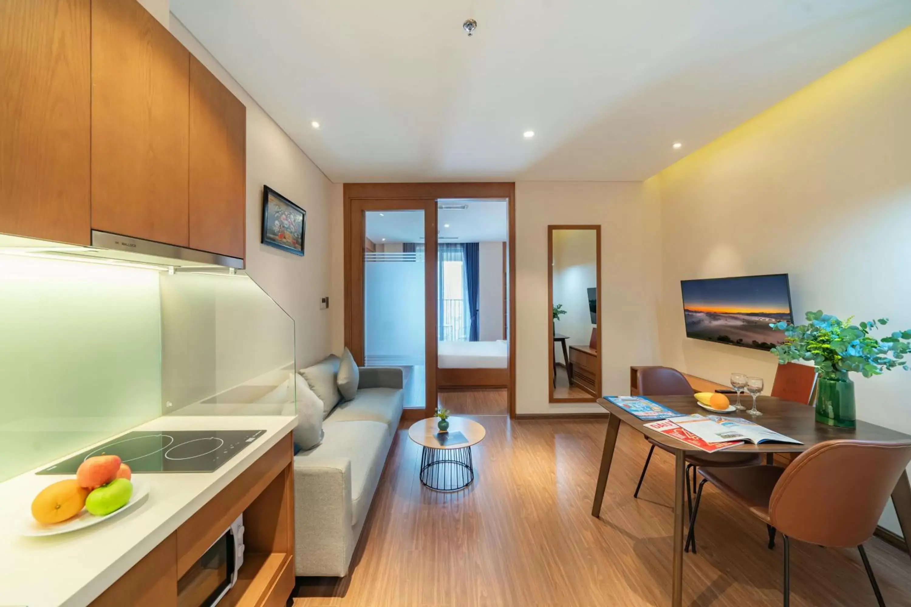 Queen Room with Balcony in DHTS Business Hotel & Apartment Queen Room with Balcony in DHTS Business Hotel & Apartment