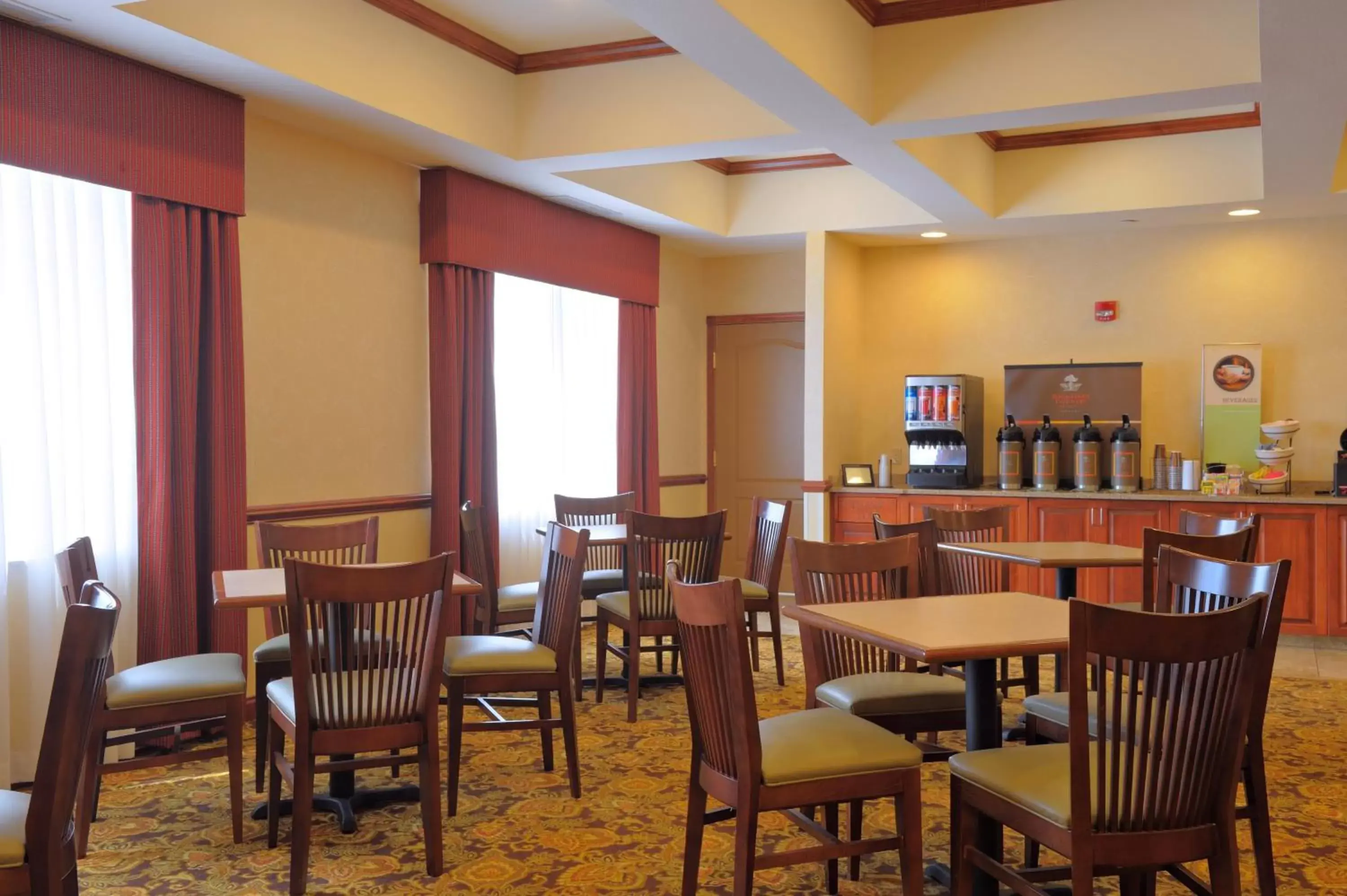 Other, Restaurant/Places to Eat in Country Inn & Suites by Radisson, Washington at Meadowlands, PA