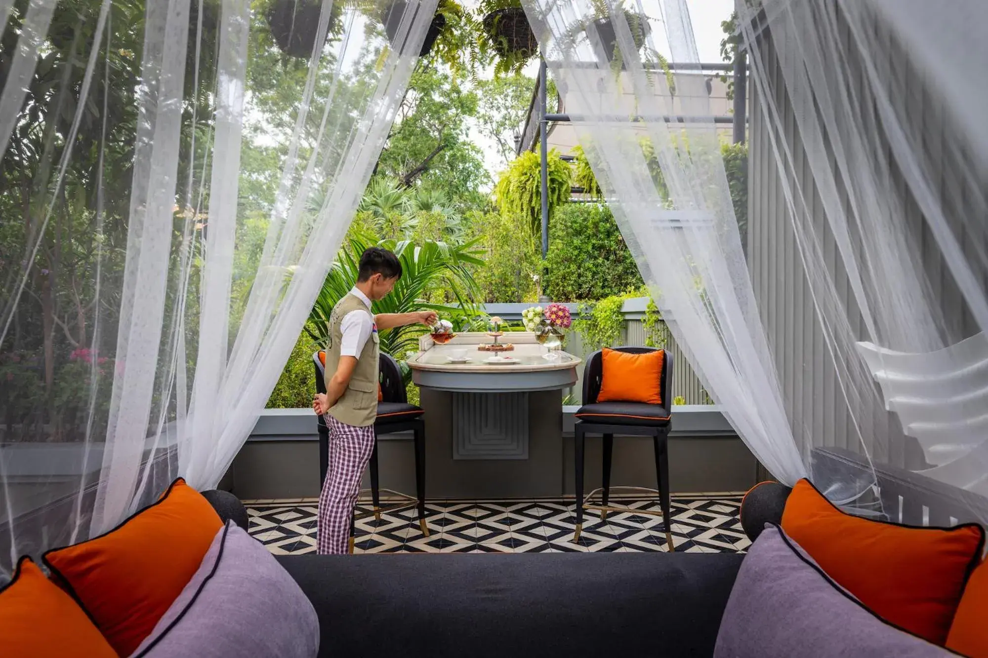 Breakfast in Bensley Collection Pool Villas - Shinta Mani Angkor