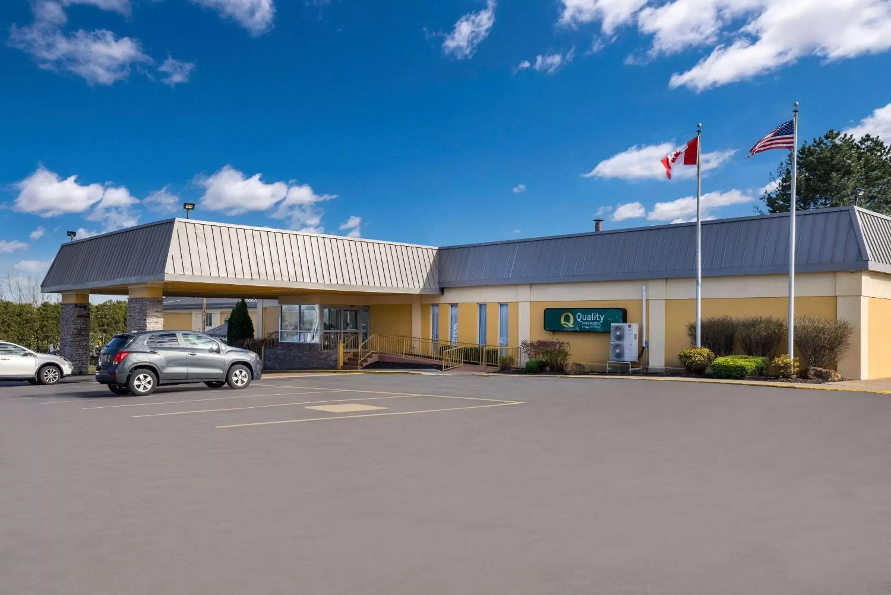 Property Building in Quality Inn and Suites Fairgrounds - Syracuse