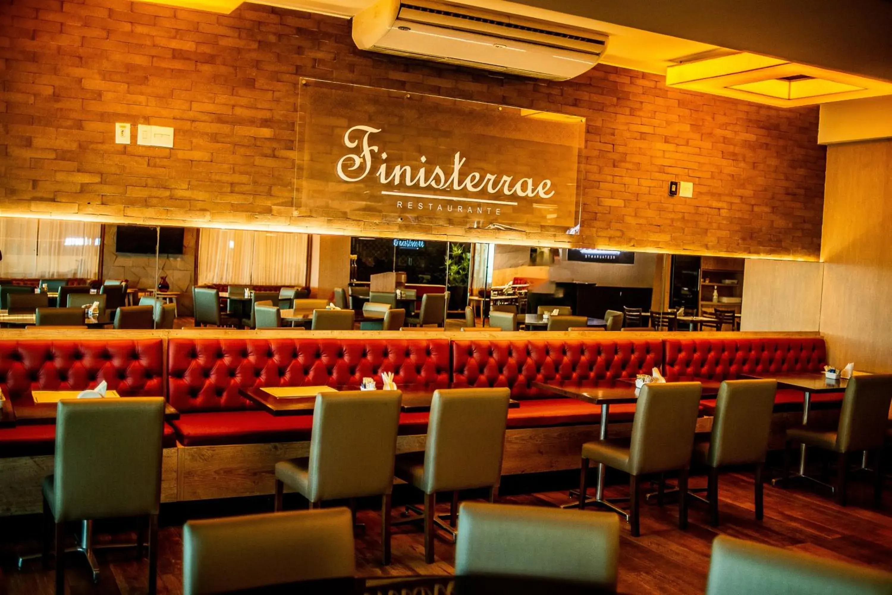 Restaurant/Places to Eat in Paradiso Macae Hotel