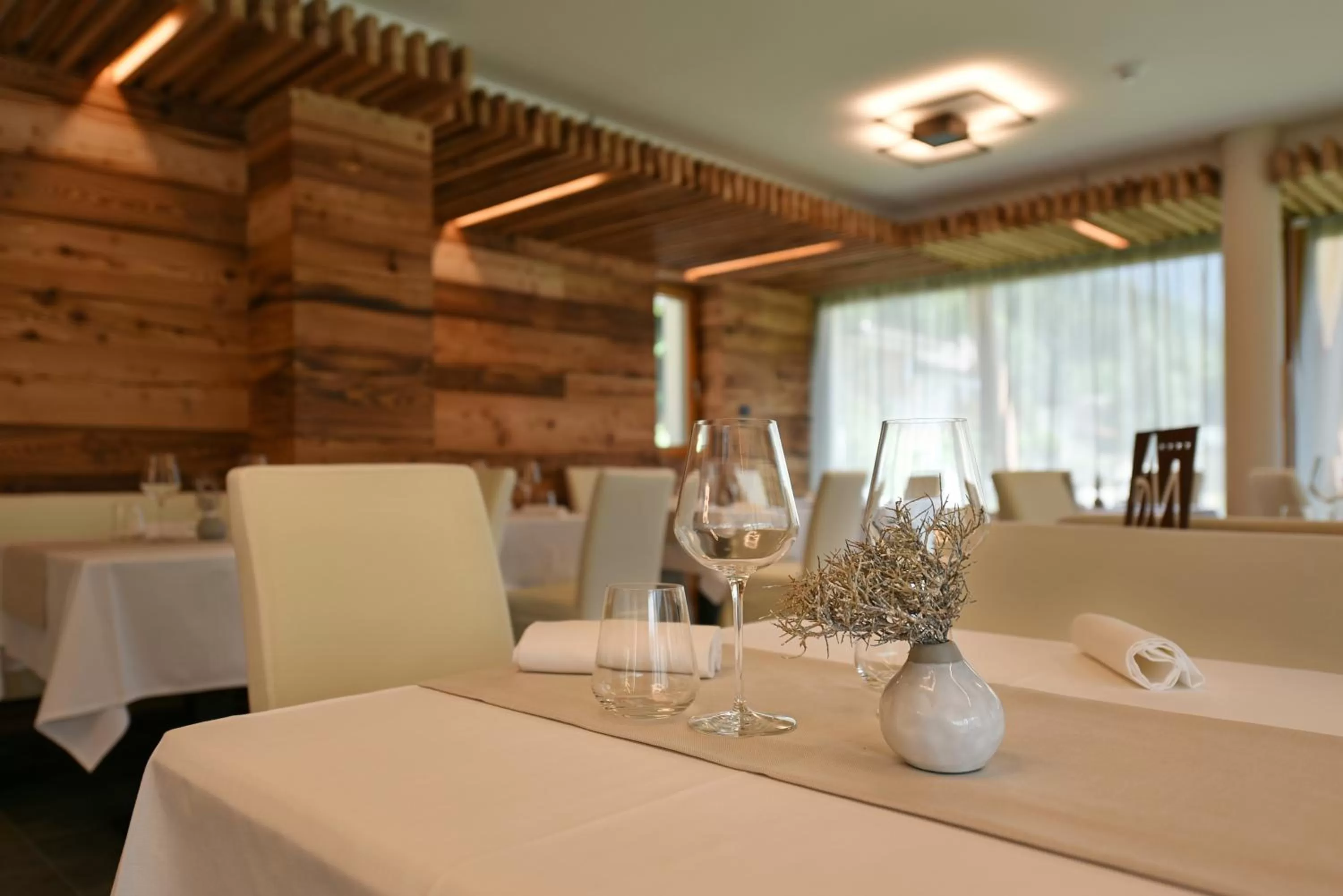 Restaurant/places to eat in Dolomeet Boutique Hotel