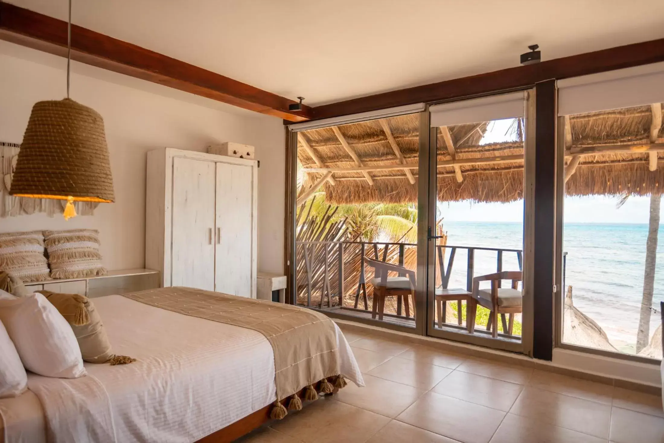 Bedroom in Hotel Colibri Beach