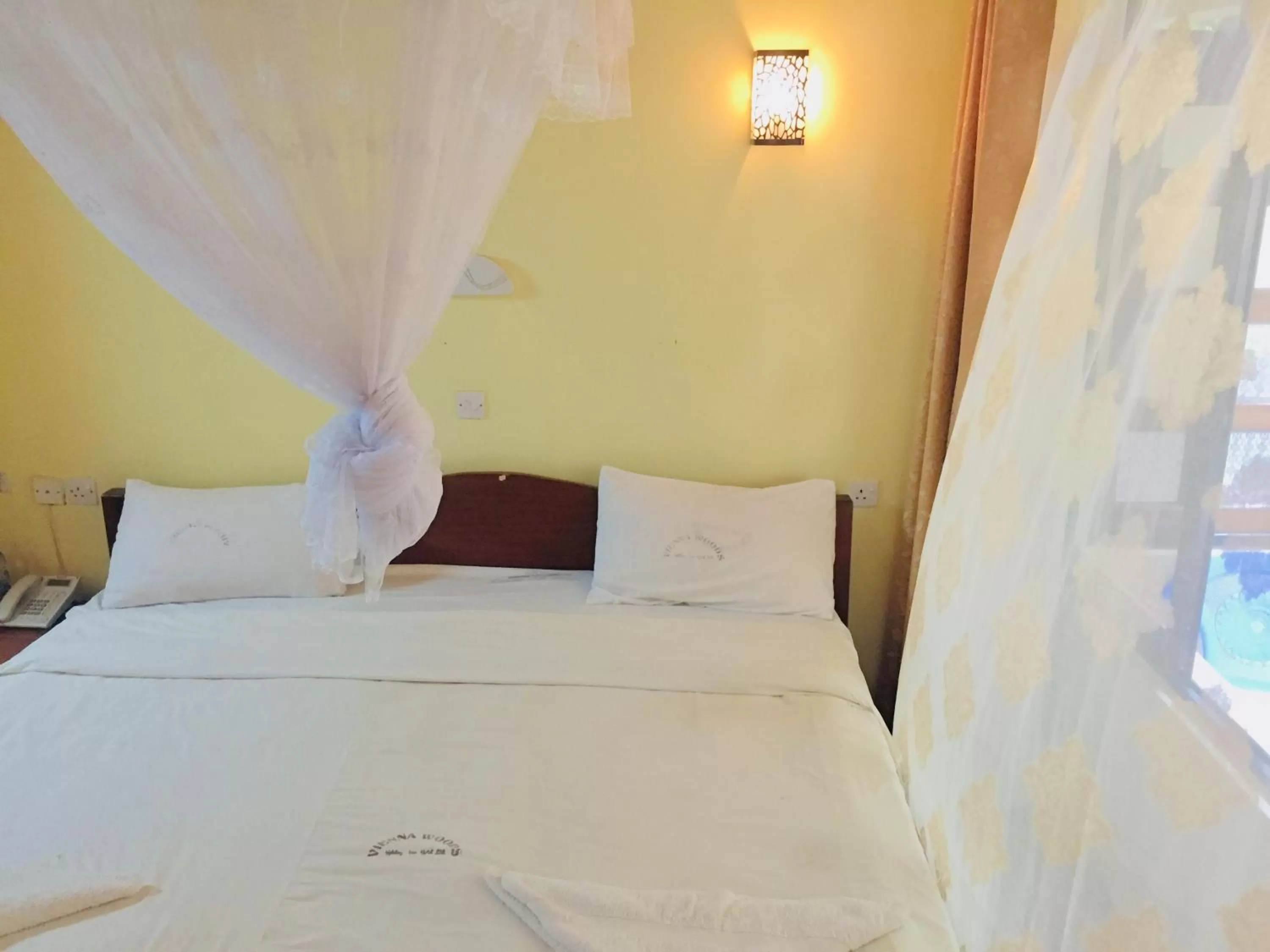 Bed in Vienna Woods Hotel Nakuru