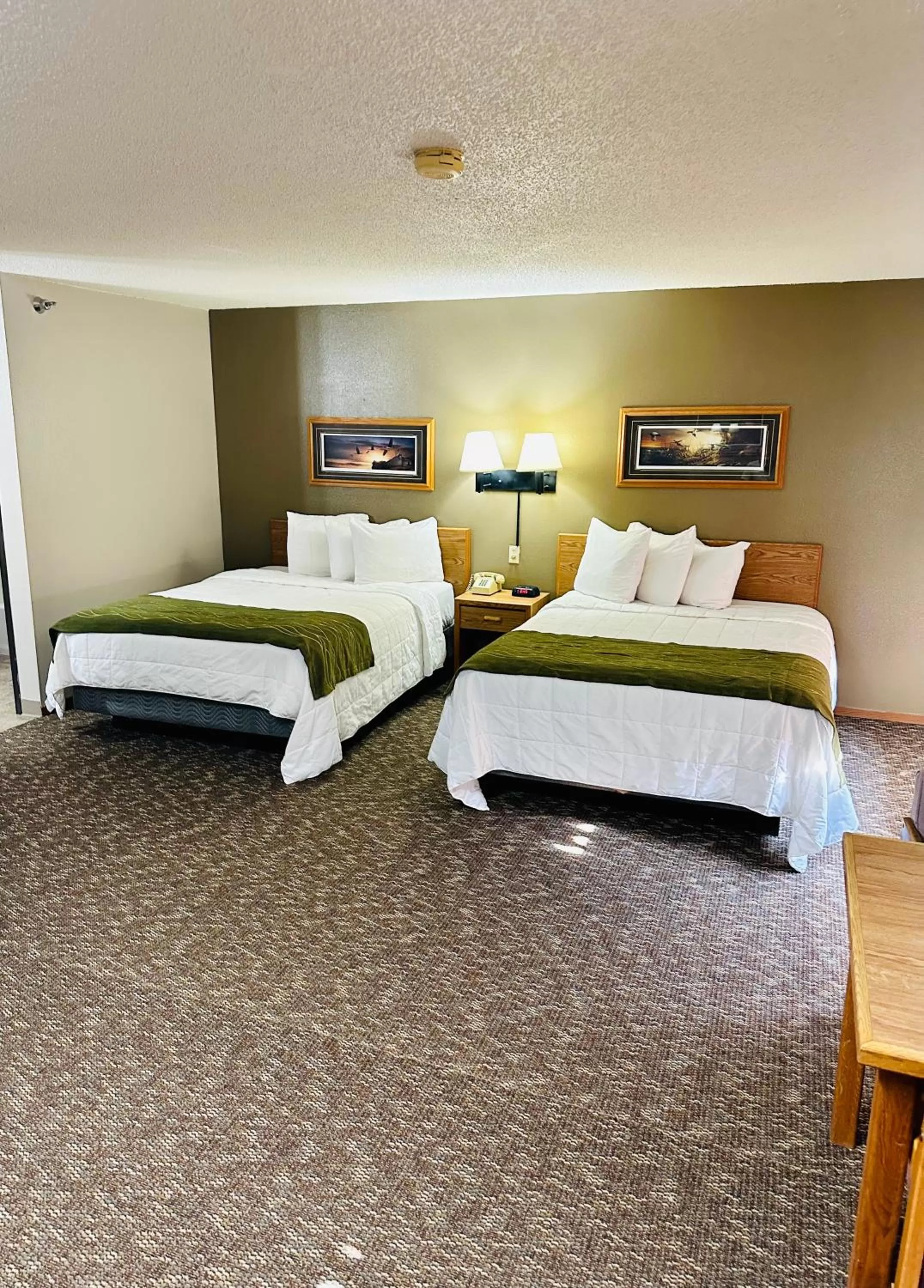 Bed in Arlington Inn