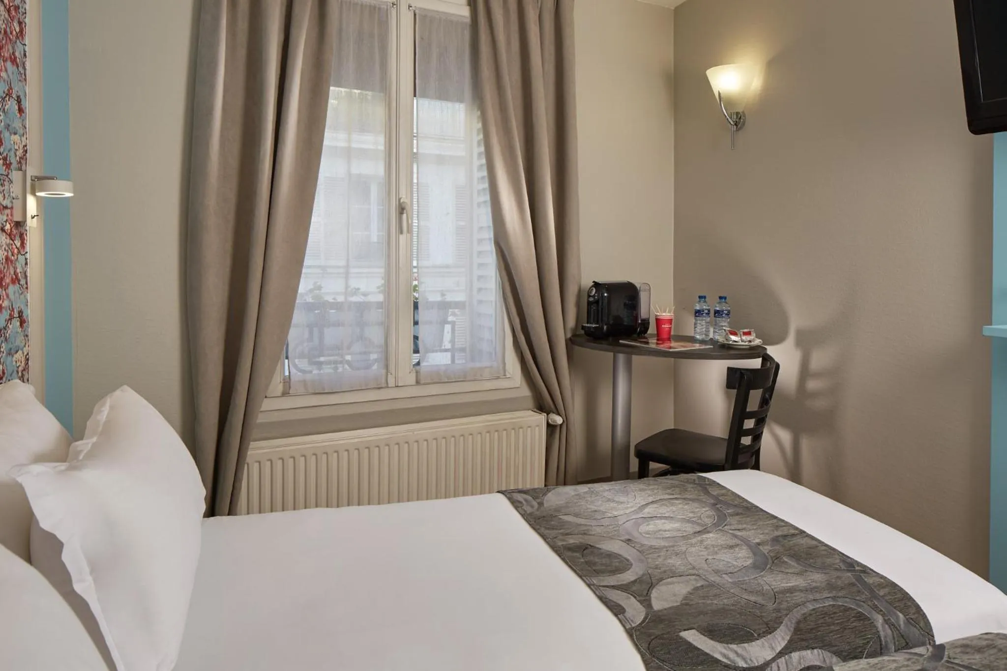 Bed in Garden Saint Martin