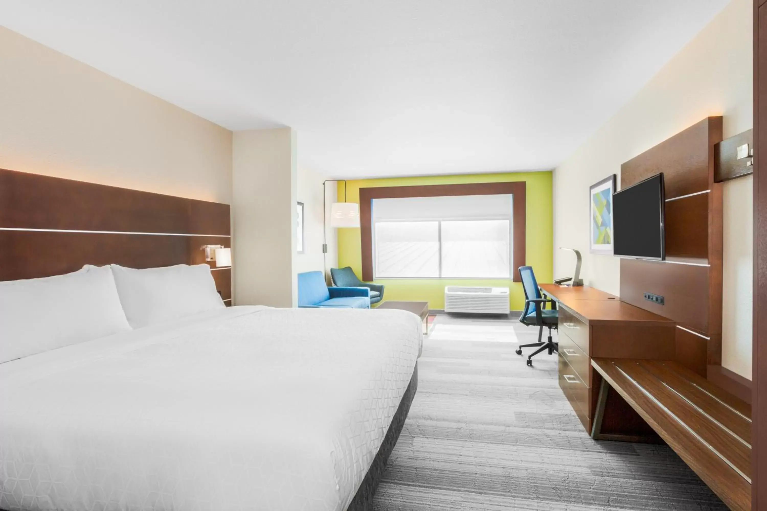 Photo of the whole room in Holiday Inn Express & Suites - Union Gap - Yakima Area, an IHG Hotel