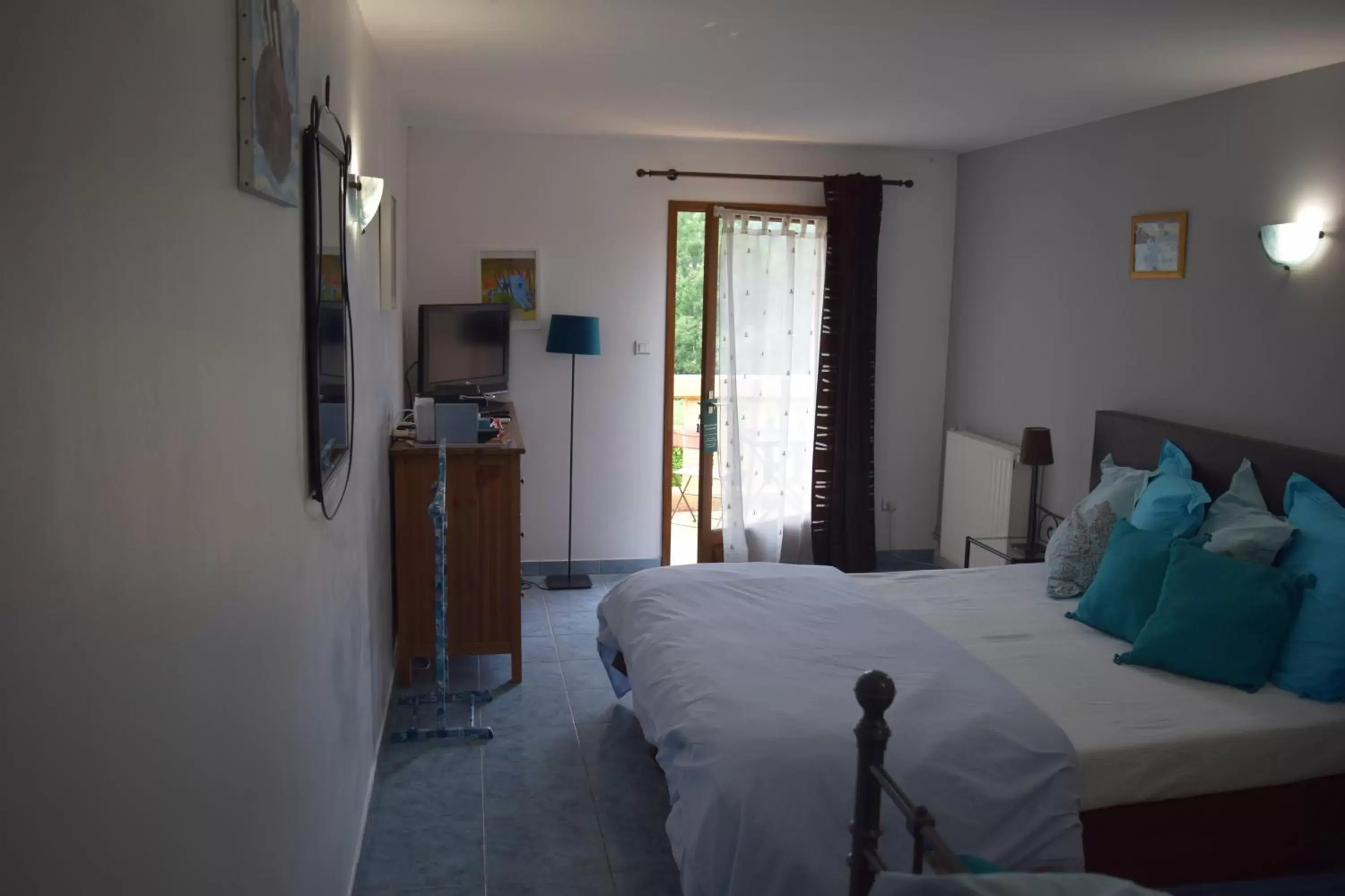 Bedroom in Domaine Lacoste