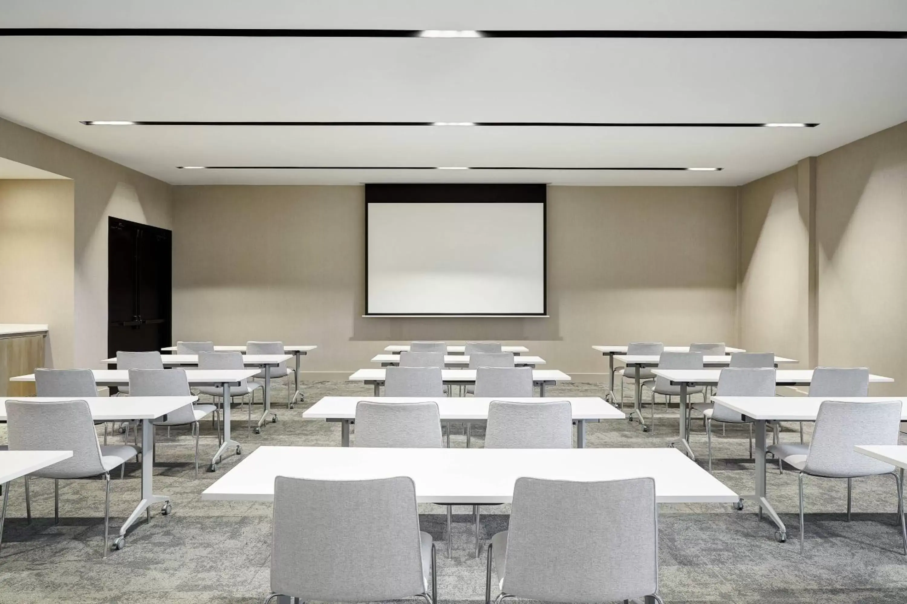 Meeting/conference room in AC Hotel by Marriott Tampa Airport