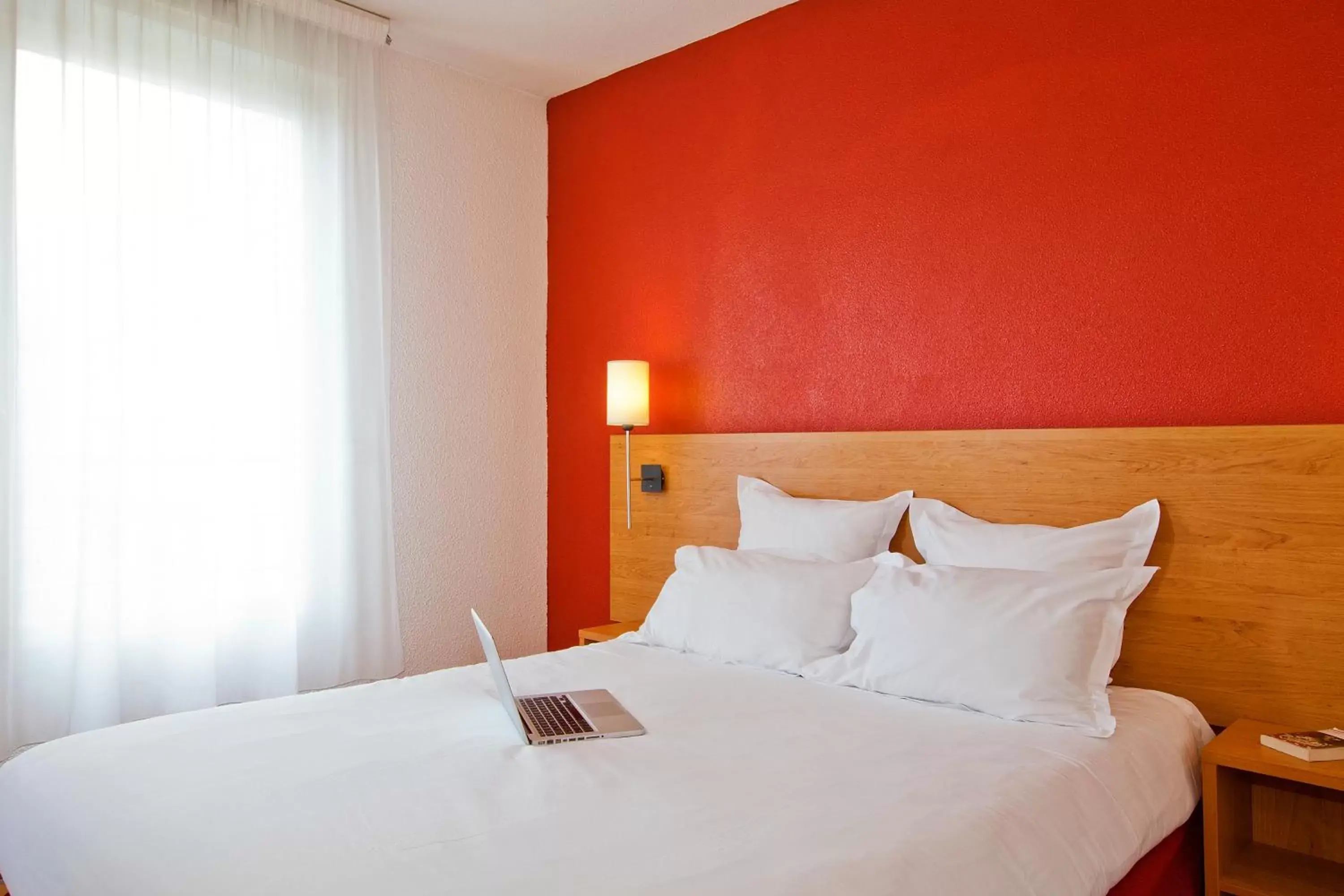 Bedroom, Bed in Séjours & Affaires Lyon Saint-Nicolas